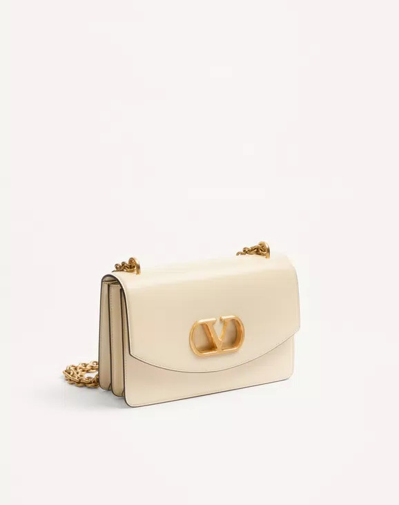 Valentino Garavani Vain Shoulder Bag In Shiny Calfskin | Valentino