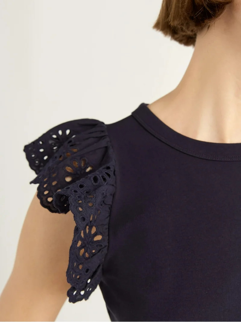 Free Assembly Women's and Women's Plus Eyelet Flutter Sleeve Tee, Sizes XS-4X - Walmart.com | Walmart (US)