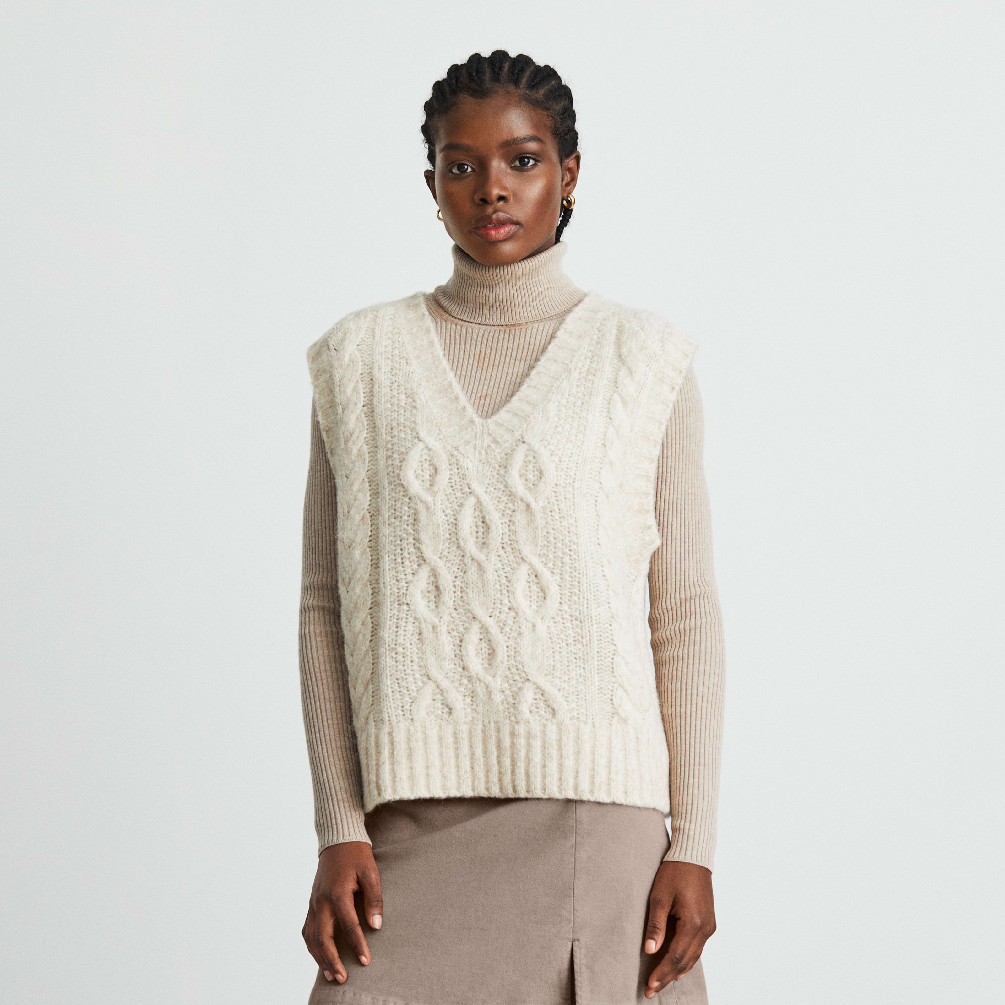 Women's Cloud Cable-Knit Vest Sweater by Everlane in Oatmeal, Size XXS | Everlane