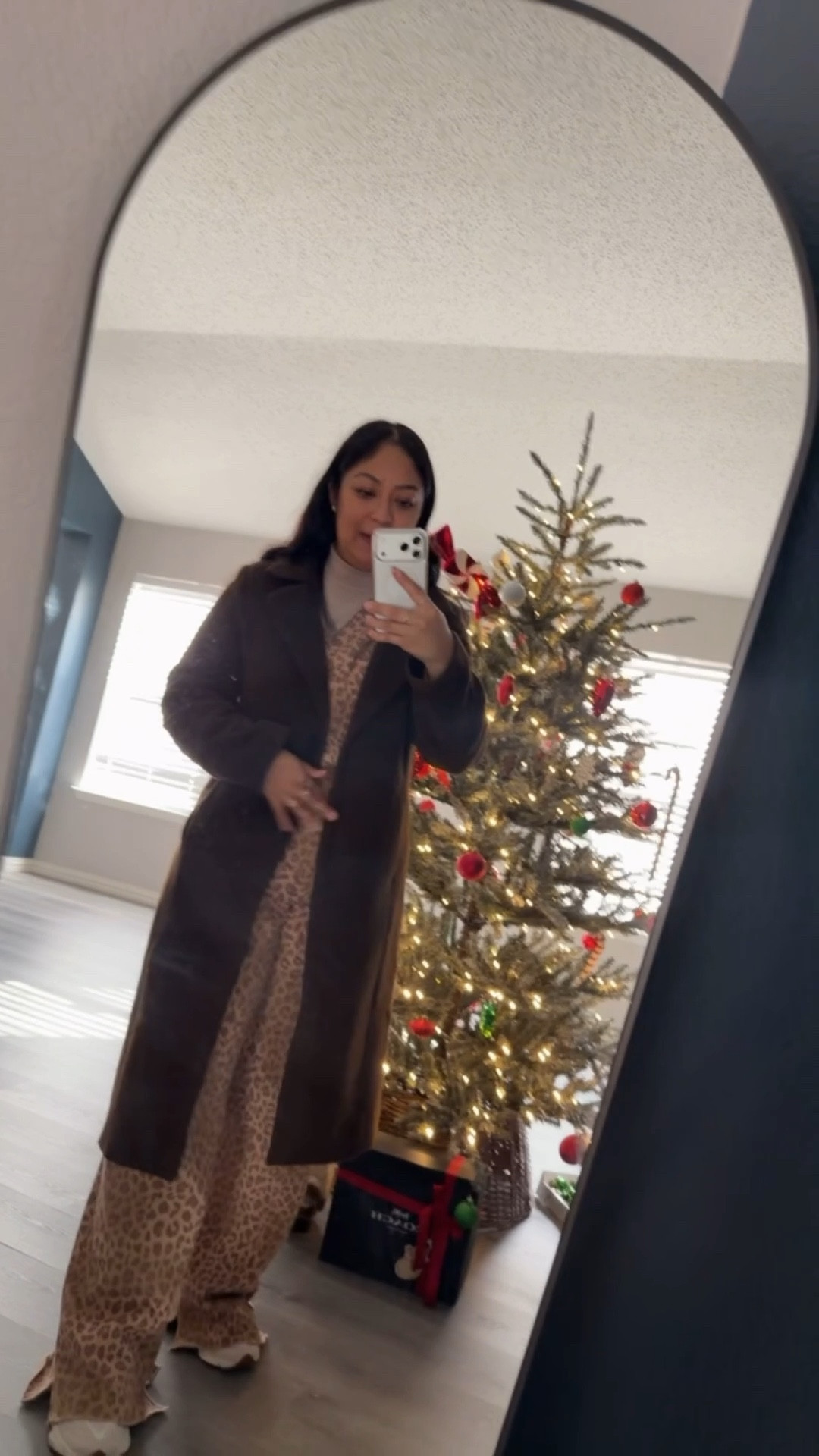 El abrigo que todas amaremos este invierno combina con todo 

#LTKgrwm #LTKHoliday #LTKSaleAlert