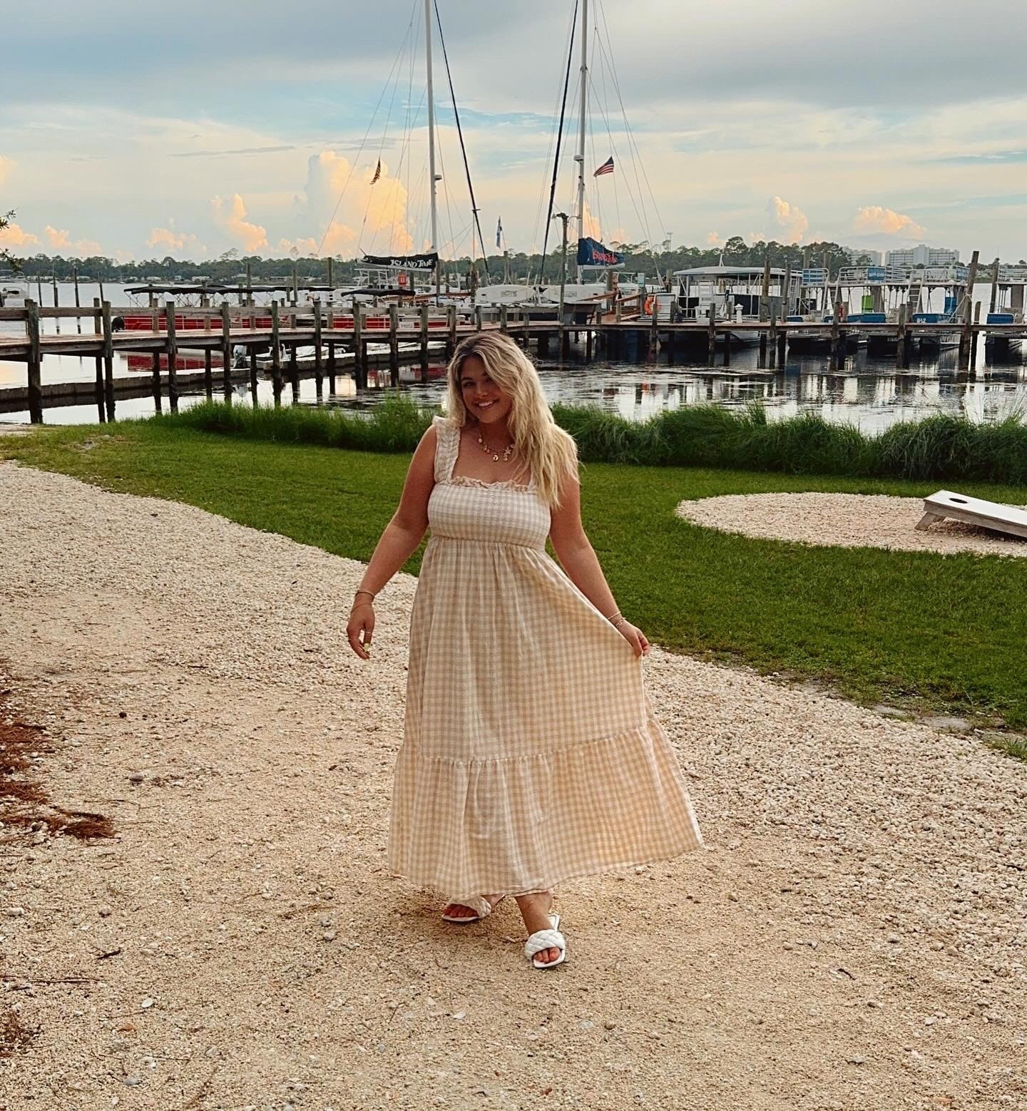 sunset cruise 🤍

Wearing XXL


#LTKTravel #LTKTall #LTKMidsize