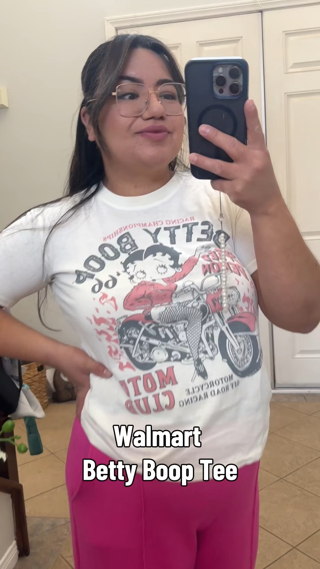 Ok but HOW cute is this Betty Boop graphic tee from Walmart 😍✨ you already know I had to snatch it up!!

Perfect for an easy mom outfit—comfy, cute, and giving a little throwback vibe 💅🏽

If you’ve been looking for affordable graphic tees that actually hit, this is IT!! Don’t wait because these are gonna sell out fast 👀

#LTKmomlife #LTKMidsize #LTKootd