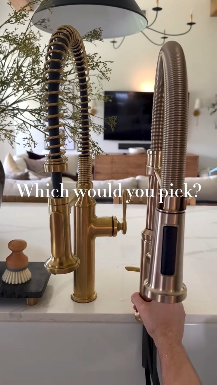 Both great brands and SO affordable!! I’ve been going back and forth on which to pick. A huge selling point for me were the magnetic features. 🙌🏻

Which would you pick? 

Left or right?
.
.
.
#budgetfriendlydecor #affordablehomedecor  #stylewithme #dailyreels #reelsinstagram #homeinspo #reelitfeelit #interiorinspiration #designonadime #designonabudget #budgetfriendly #homedecor #boujieonabudget #makehomeyours #smmakelifebeautiful
#howedwell #howyouhome #myneutralhome #dailydecordose #ａｅｓｔｈｅｔｉｃ @kohler @deltafaucet