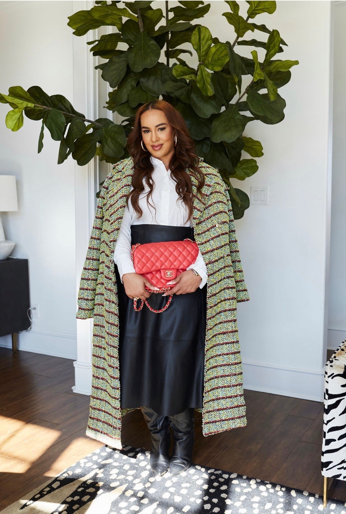 Chic #OOTD 🤍
Obsessed with this coat jacket from AKIRA — it pulls everything together so effortlessly.

#LTKmidsize #LTKworkwear #LTKstyletip