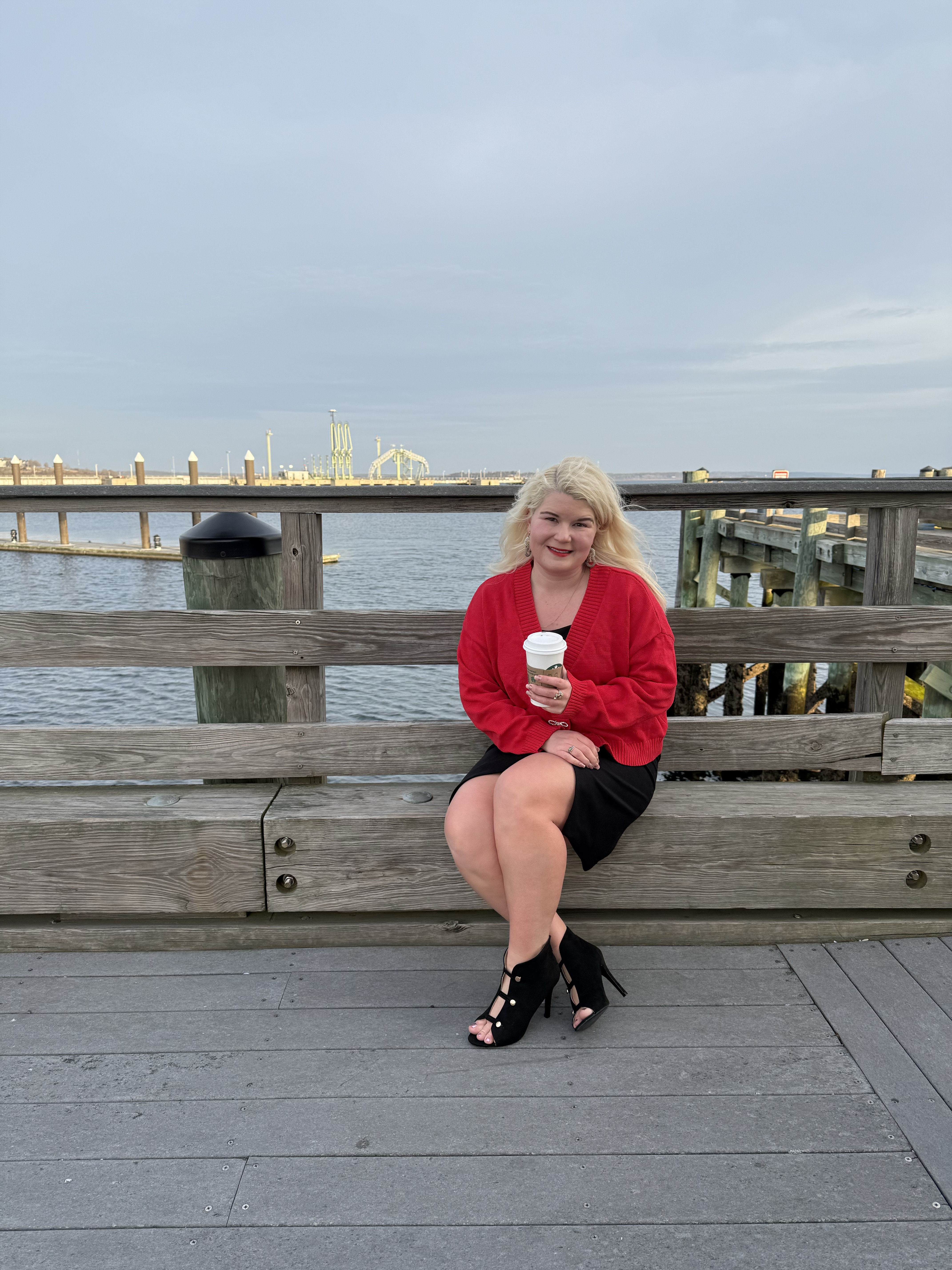 How cute is this bow cardigan? Love the rhinestone details. 

#LTKStyleTip #LTKSeasonal #LTKWorkwear