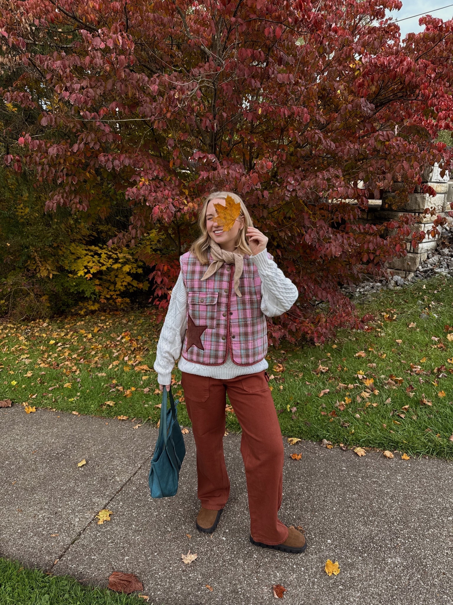 Always love when a fall outfit can be colorful - loved adding a pop of pink here! 

#LTKSeasonal #LTKStyleTip