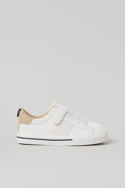 Sneakers with adjustable hook-loop tab and lacing at front. Heel cap and a loop at back. Lining a... | H&M (US + CA)