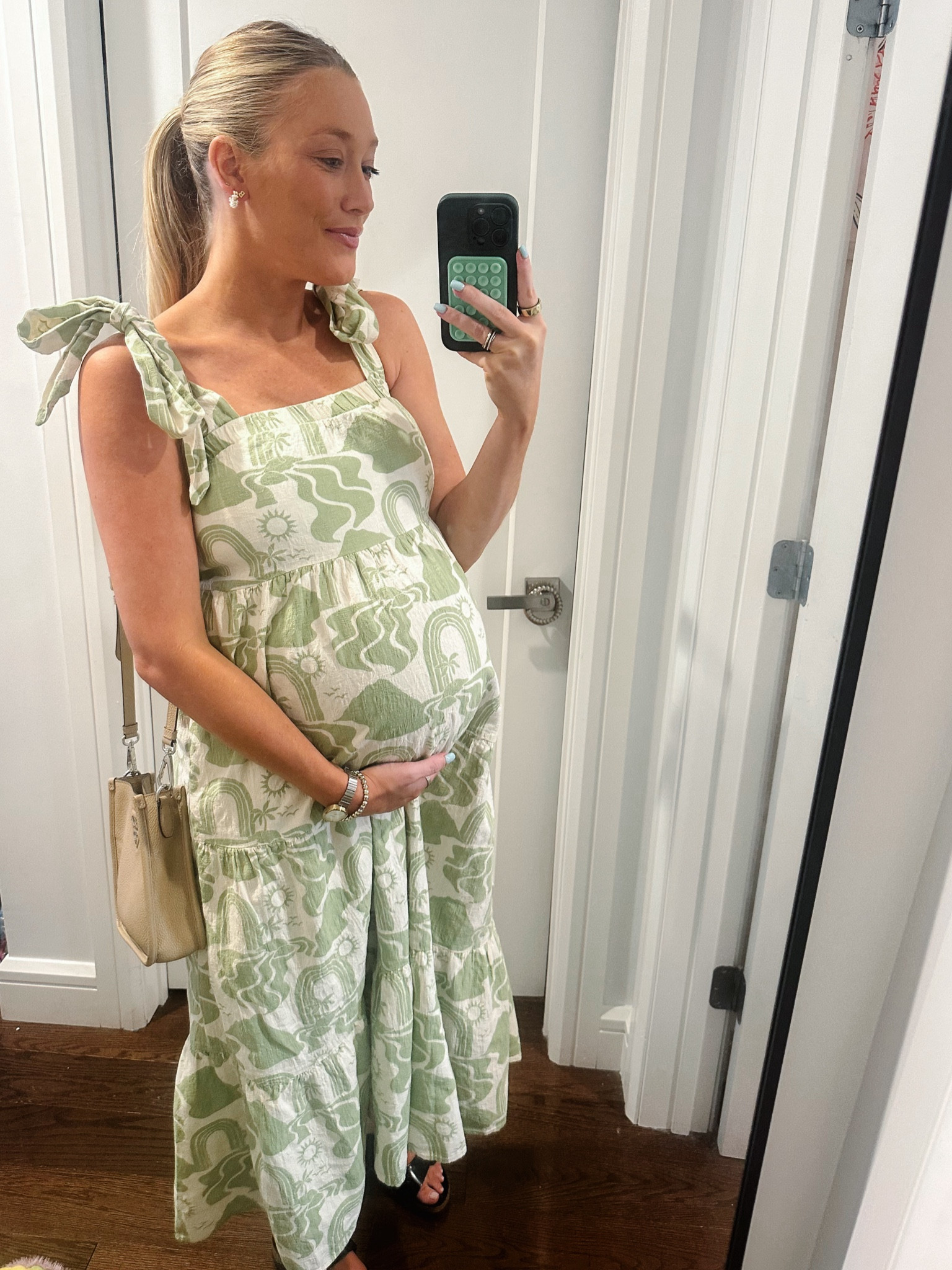9 months pregnant, maternity dress, pregnancy outfits, flowy summer dress

#LTKBump #LTKSeasonal #LTKBaby