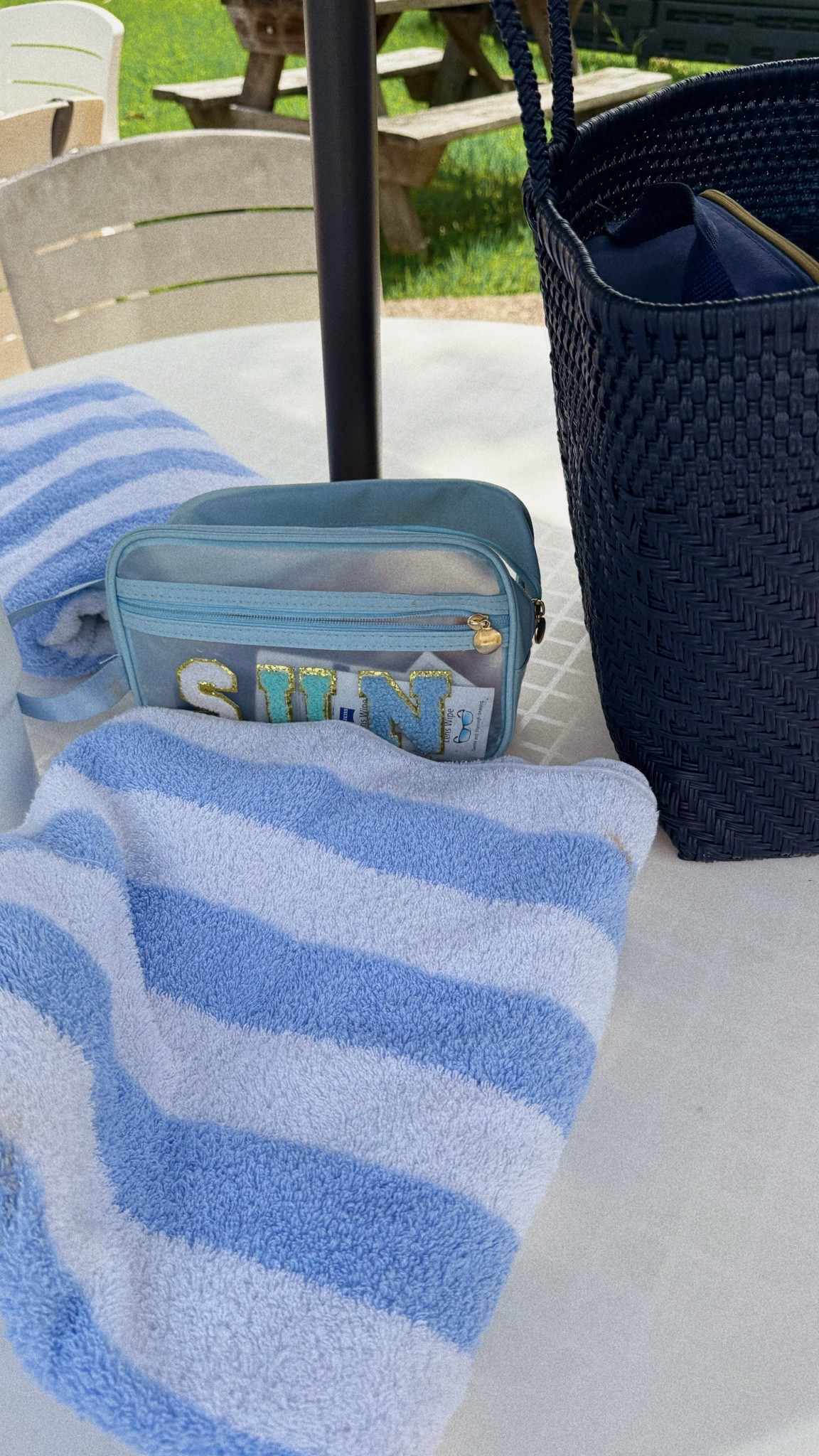Pool day essentials

#LTKdayinmylife #LTKSeasonal #LTKSwim