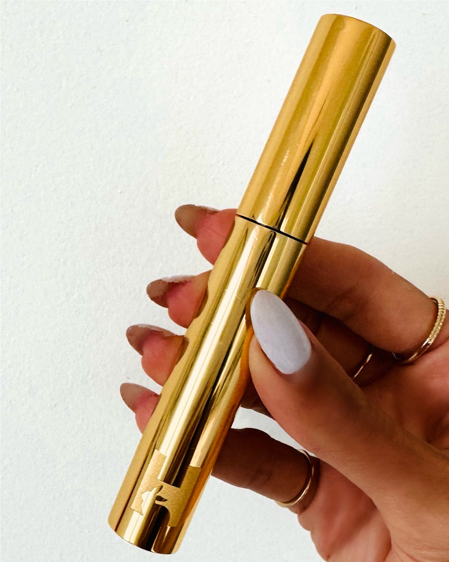 Favorite mascara, Unlocked by Hourglass ✨✨✨✨ I’m not a fan of those gigantic fluffy brush applicators. This one has the perfect, thin, silicone comb so you can get in there with precision and not make a total mess!!!! 😂 (or maybe it’s just me?!?!) The formula is also amaaaazing, lots of volume, no running, zero clumping!!🖤

#LTKbeauty #LTKfindsunder50 #LTKstyletip