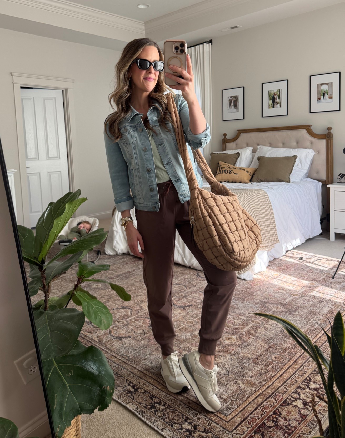 Sports mom outfit of the day. 

I love that the temps are warming up and it’s beautiful outside…if only I could breathe after being in all the pollen!

Mom Style | mom outfit | joggers outfit | Amazon joggers | jean jacket 



#LTKSeasonal #LTKmomlife