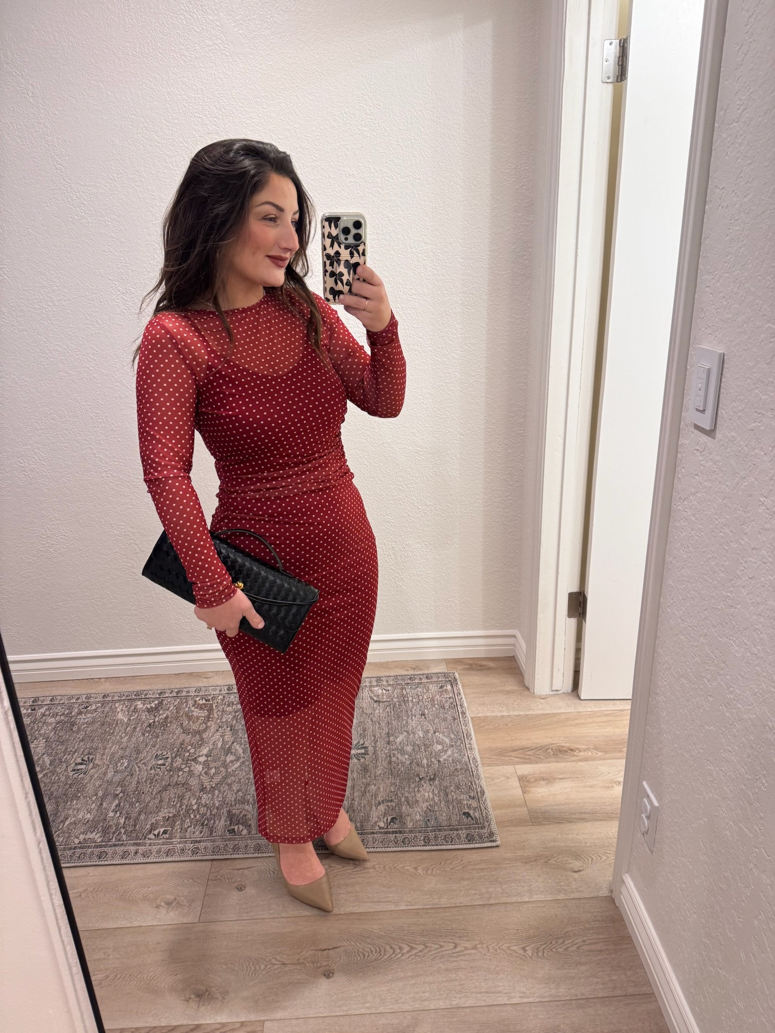 Obsessed with this red polka dot dress! Size small (5'0" 140lbs)


#LTKWedding #LTKPetite #LTKFindsUnder50