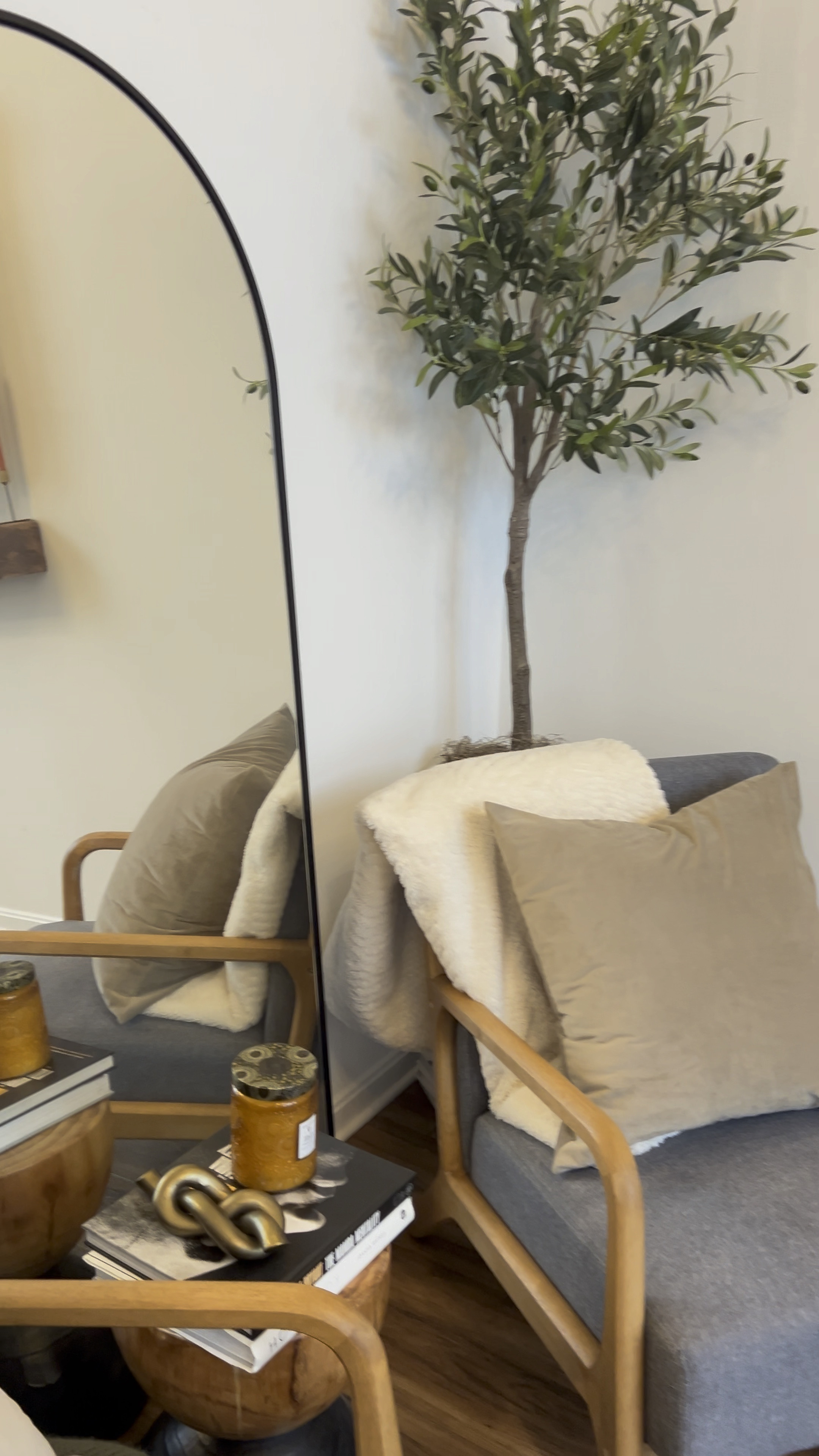 Cozy corner for fall! Shop my earth toned fall favorites! 

#LTKFallSale #LTKHome #LTKSeasonal