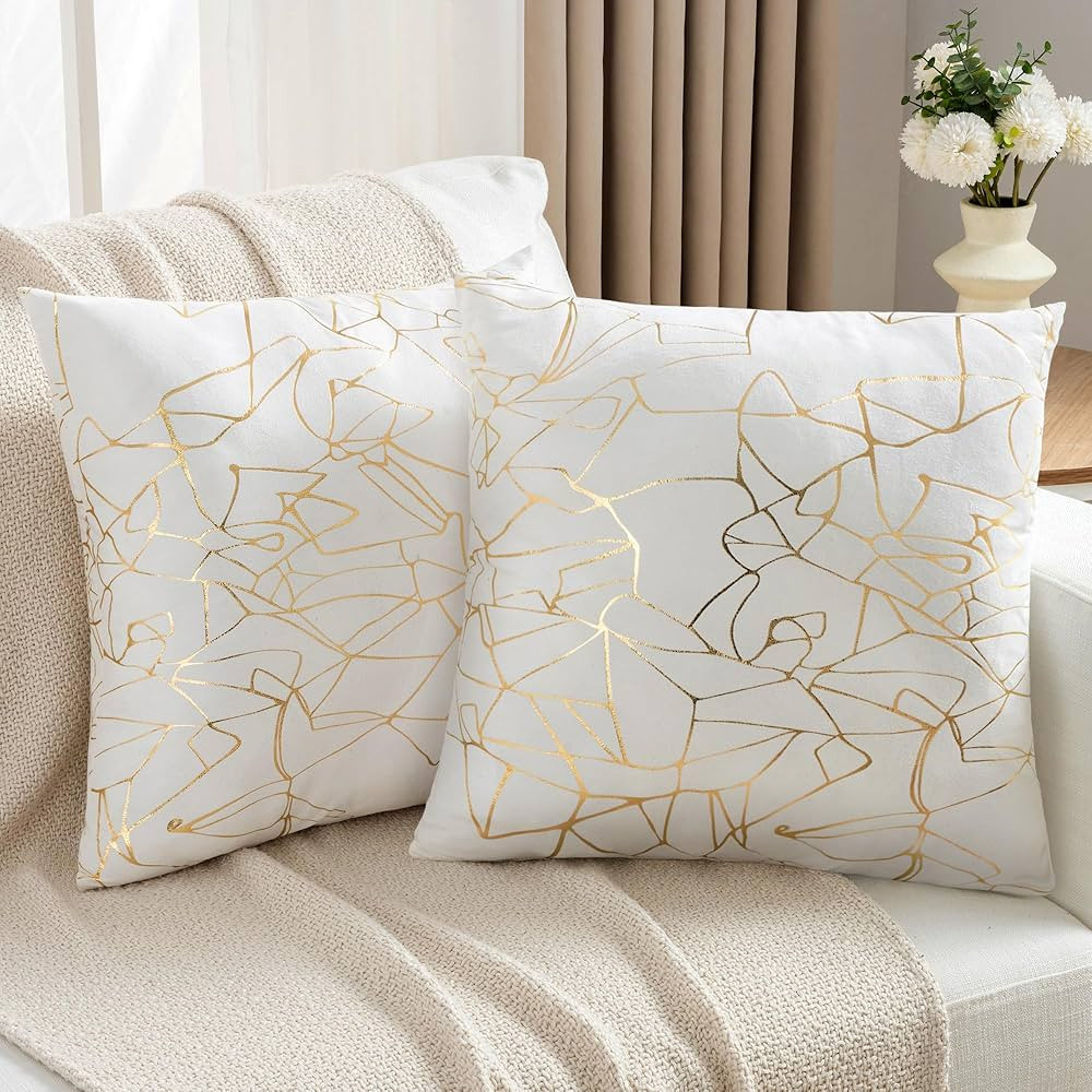 JELLYMONI Sparkling Decorative Pillow Covers Set of 2, 20 x 20 inch Glitter Decorative Pillow Sha... | Amazon (US)