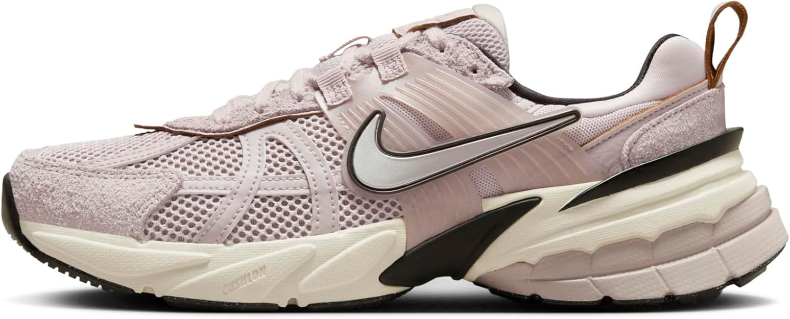 Nike V2K Run Shoes (FN6703-001, Platinum Violet/Light Bone/Black/Chrome) Size 10 | Amazon (US)