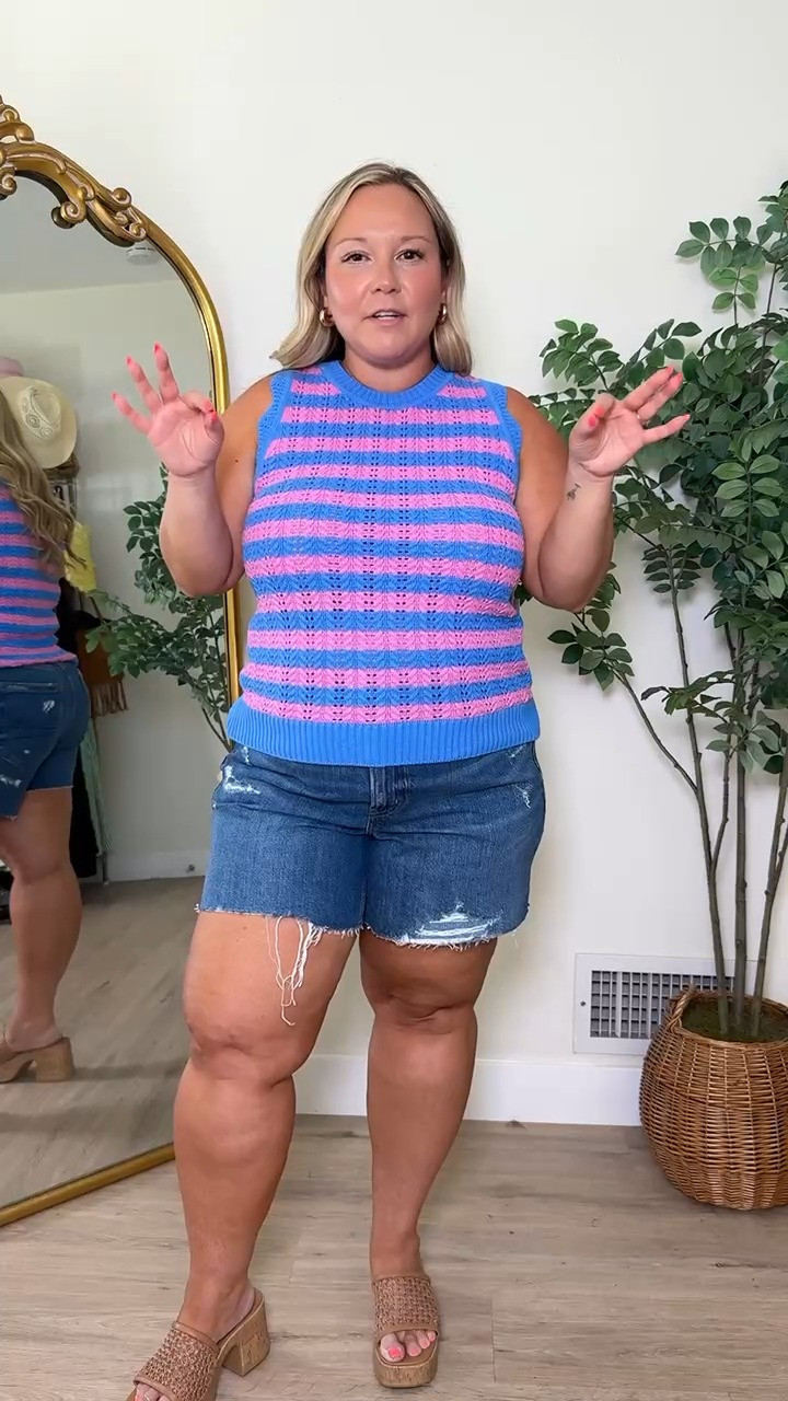 Been loving this knit tank!!💓💙


Walmart tank size large 
AE denim shorts size 16 
AE wide leg jeans size 12 SHORT 





ootd, jean shorts, jeans, denim, affordable, walmart, american eagle, seasonal, mid size, petite, shelli enright, stylenright 

 #LTKootd #LTKMidsize #LTKPetite