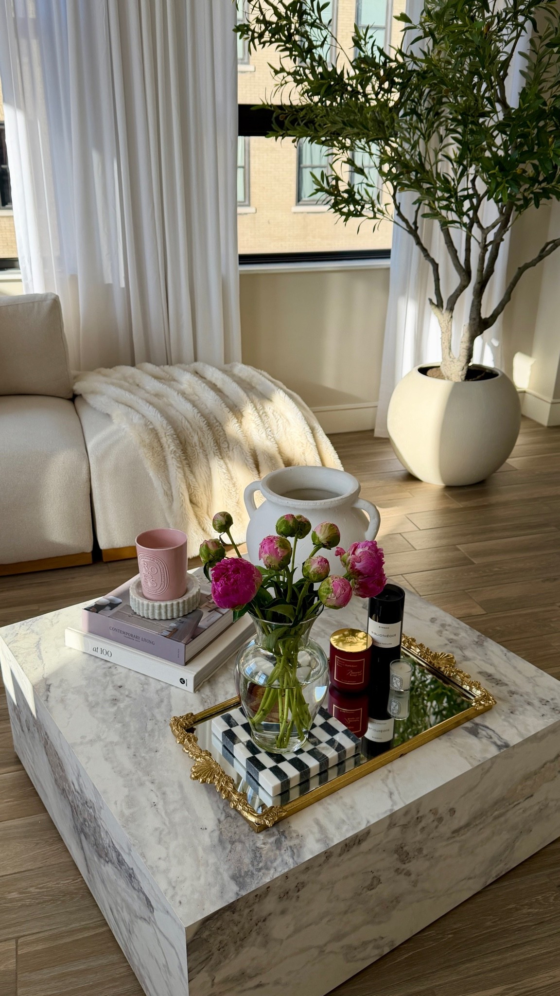coffee table set up 😍✨ #peonies

#LTKHome