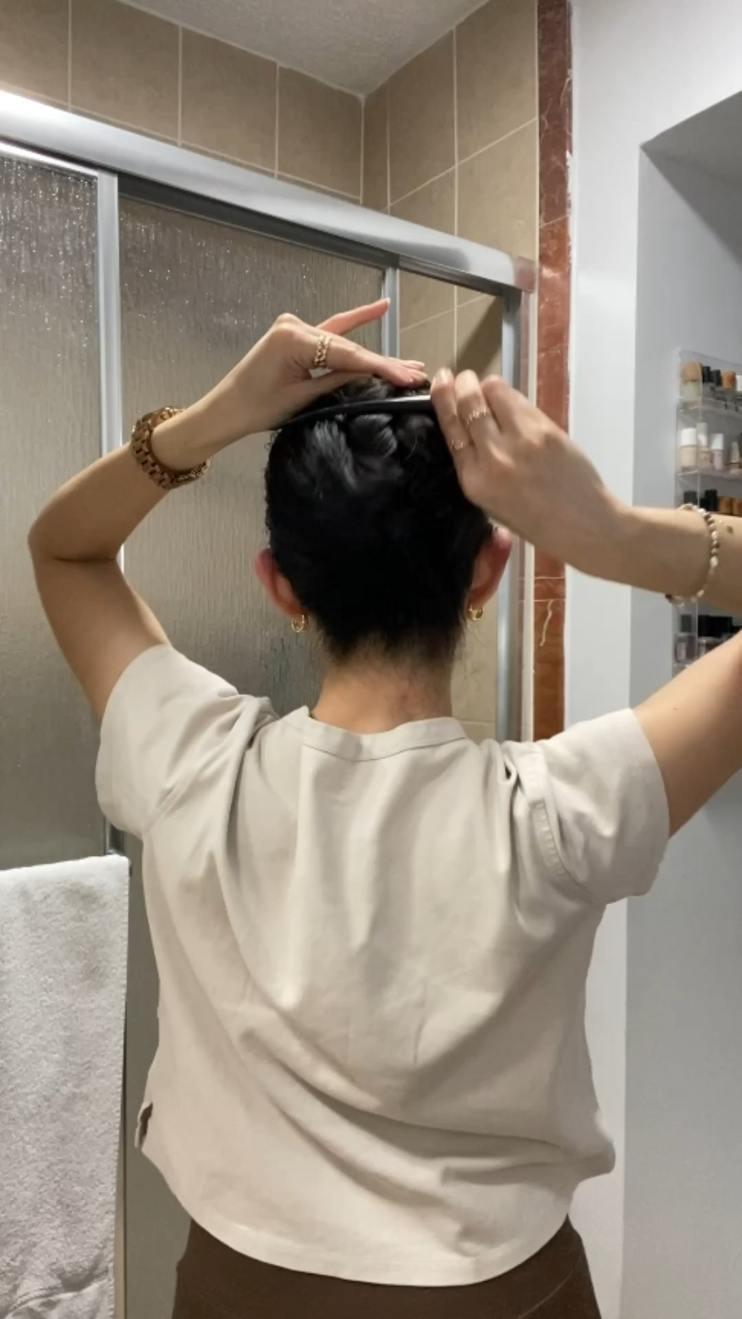 10-step hair care day 🤍✨ healthy + shiny hair routine

#haircare #selfcare #asmr #grwm #hairroutine #explore
hair growth routine • scalp care • shiny hair routine • dewy hair aesthetic • relaxing hair asmr • clean girl aesthetic • soft girl vibes • productive day vlog • cruelty-free beauty • vegan beauty • glossy hair inspo • rosemary oil routine

#LTKgrwm #LTKBeauty #LTKselfcare