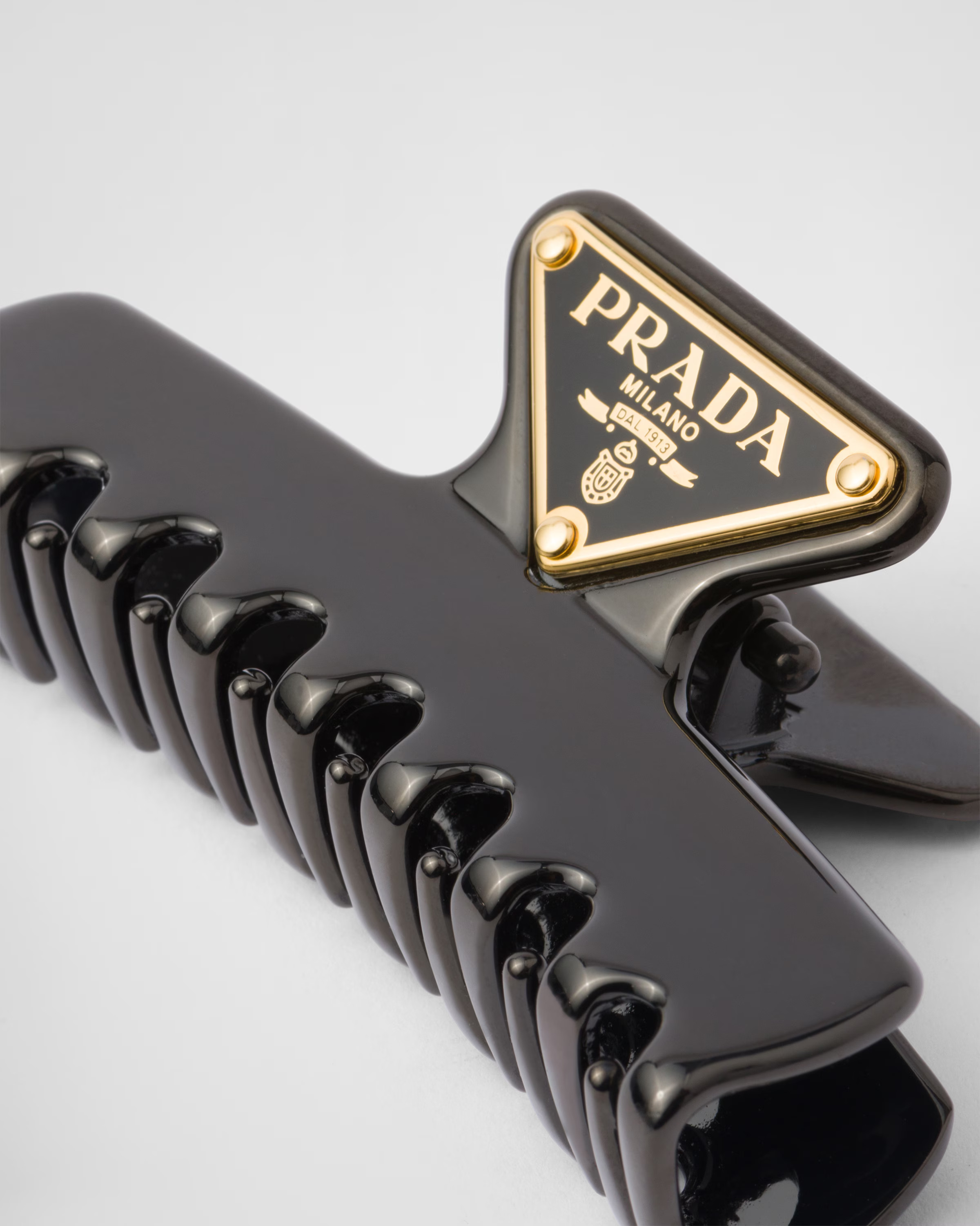 Metal claw clip | Prada US