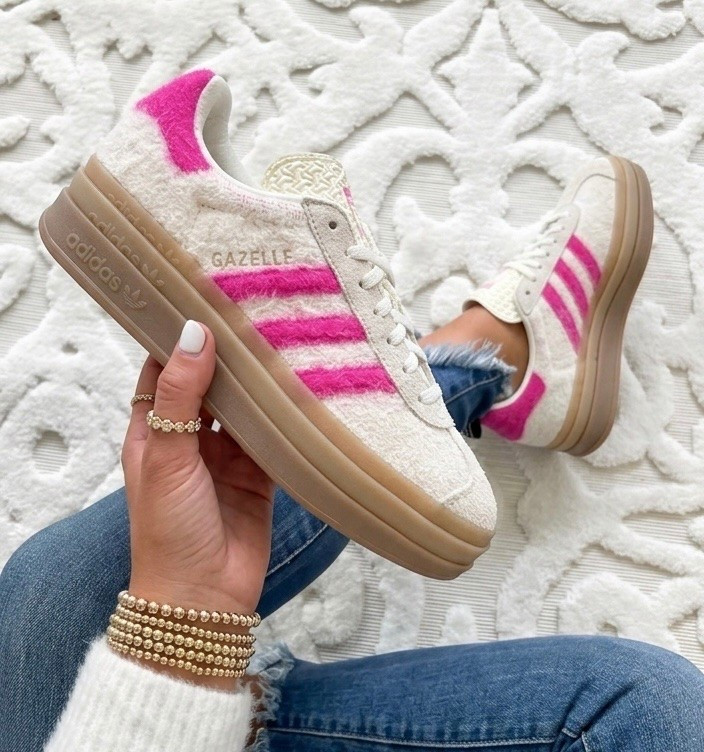Adidas sneakers 50% off