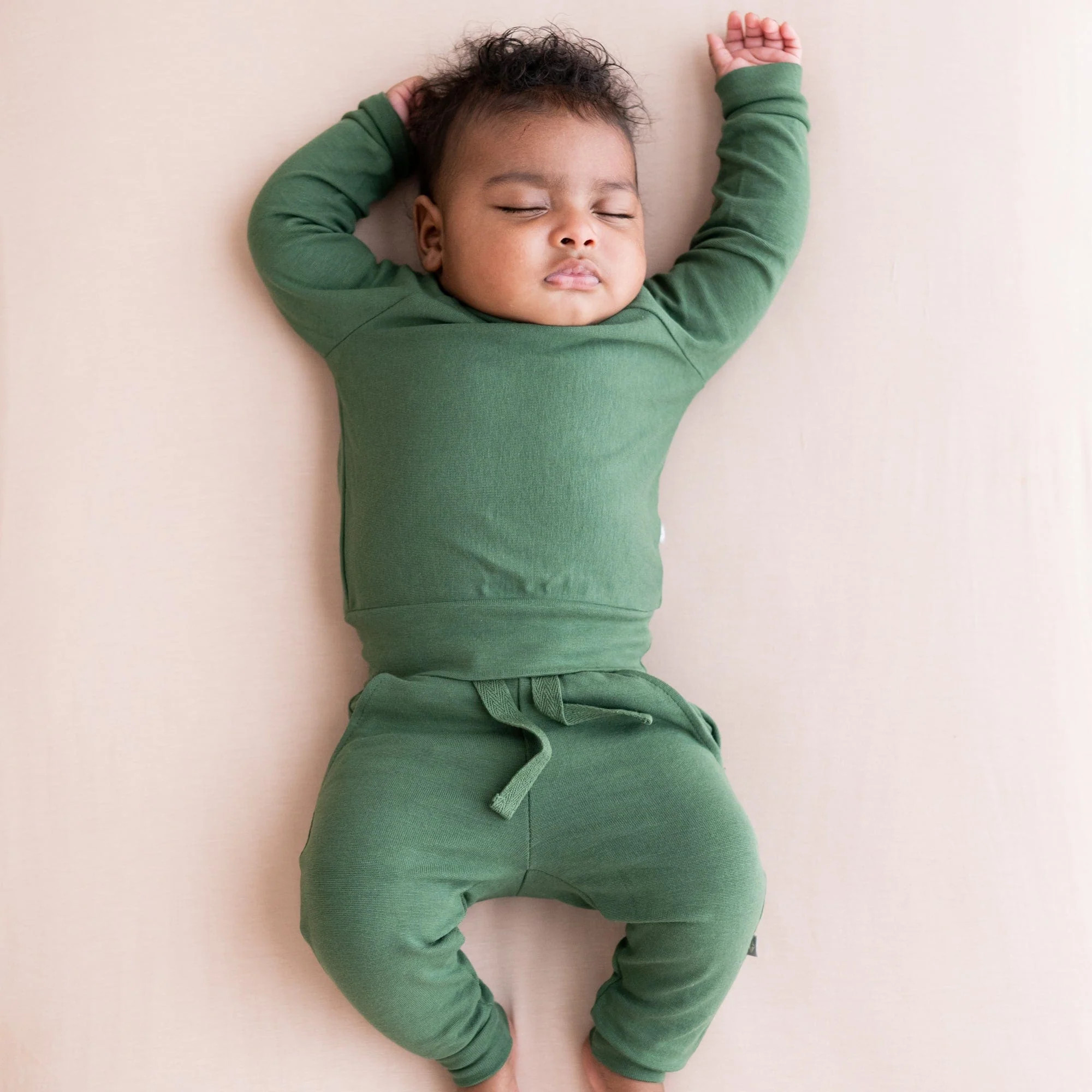 Bamboo Jersey Jogger Set in Hunter | Kyte BABY