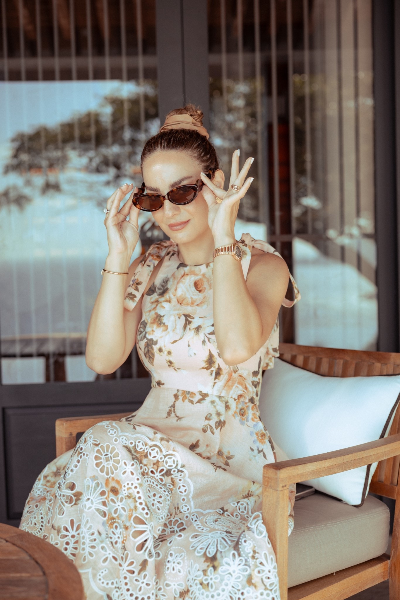 When summer calls for elegance, I answer in Zimmermann 🤍🌿
This dreamy floral dress from @zimmermann is a timeless piece I found via @farfetch — romantic prints, feminine details, and a silhouette that feels like poetry in motion.

#Zimmermann #FarfetchFinds #LTKsummer #LTKStyle #ZimmermannDress #ElegantStyle #SummerOutfitInspo #QuietLuxury #StyleByGracia


#LTKSeasonal #LTKStyleTip #LTKPetite