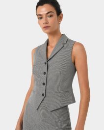 Rein Houndstooth Tailored Vest | FORCAST