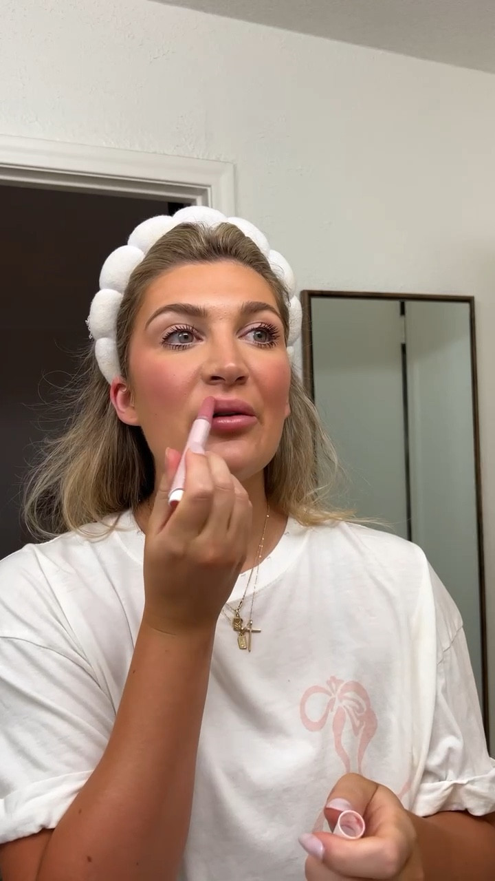 Tarte’s custom kit sale! You get to choose 7 different complexion items and a bag for only $69!! One of the best beauty deals I’ve seen! 

#LTKBeauty #LTKSaleAlert #LTKVideo