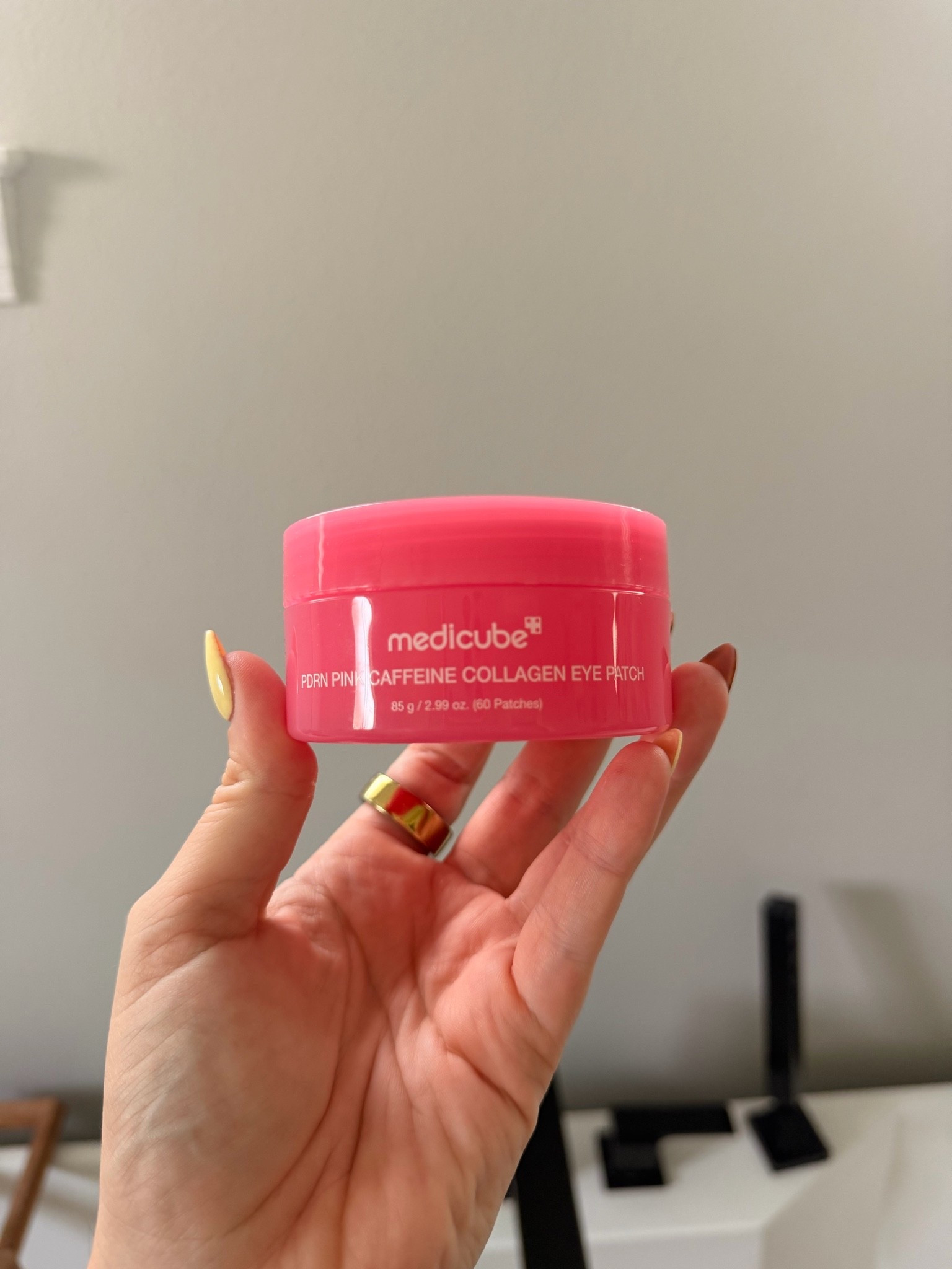Holy grailllll! #medicube

#LTKgrwm