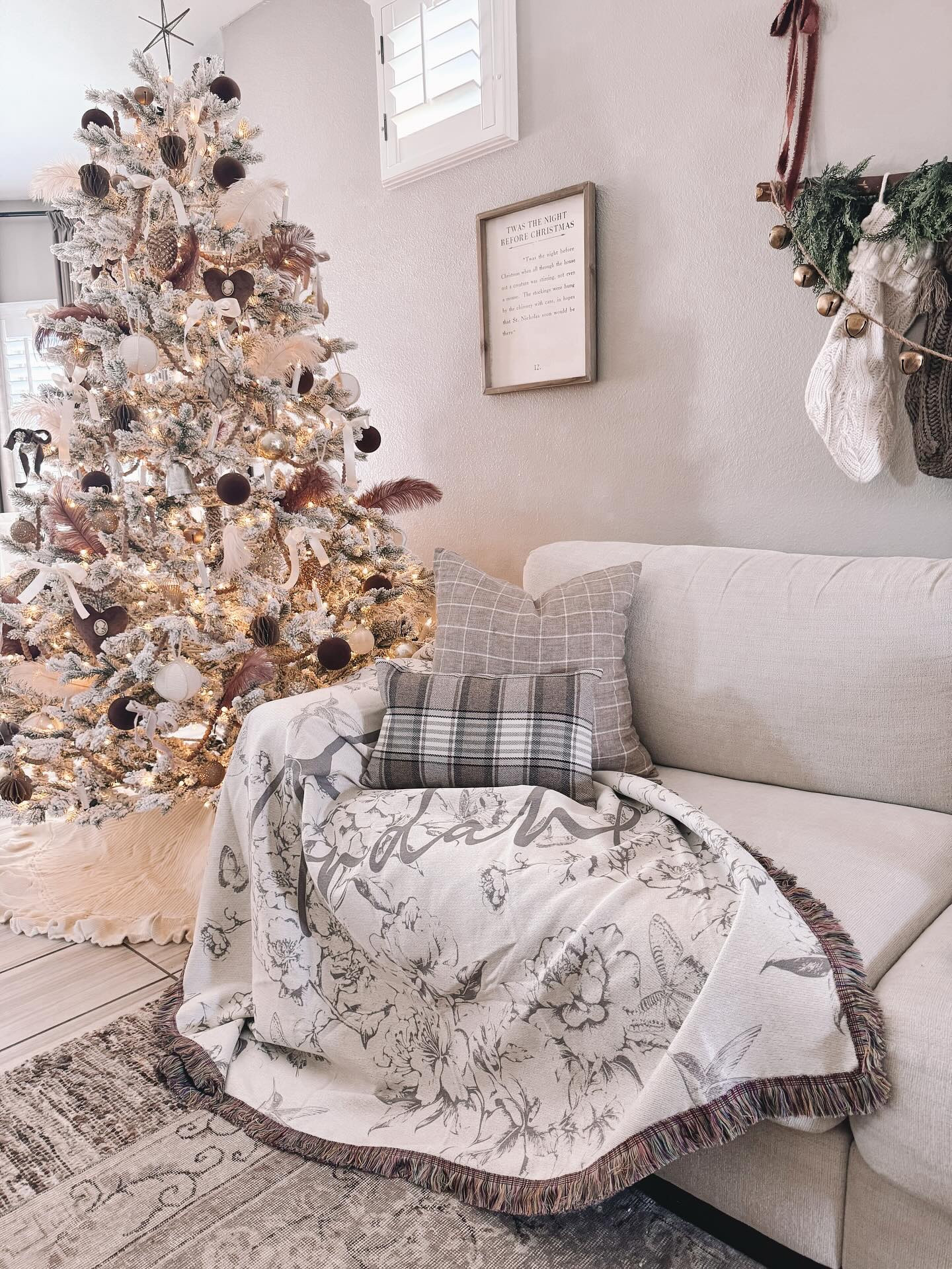 These beautiful personalized items from @calliegift would make the most fun and thoughtful gifts with the holidays coming up. 
They have a wide variety ranging from kids items to home decor. 

I chose the home sweet home cutting board for the kitchen and a blanket for the living room with our last name on them. 

Check out stories for a closer look and use code 
lucky344r for 15% off your order 

#calliegift #gifts #personalizedgifts #presents #christmasgifts #blankets #cuttingboards #kitchenitems