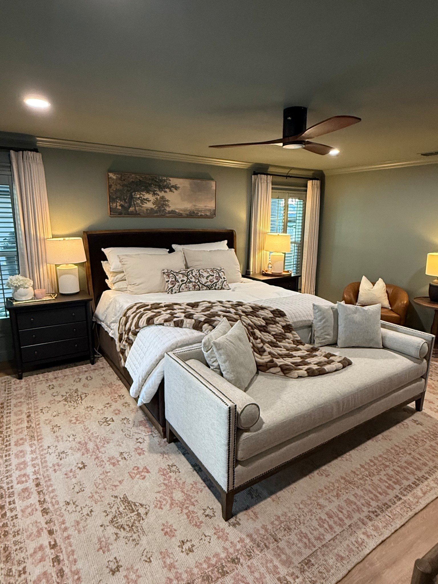 Moody bedroom links!

#LTKHome