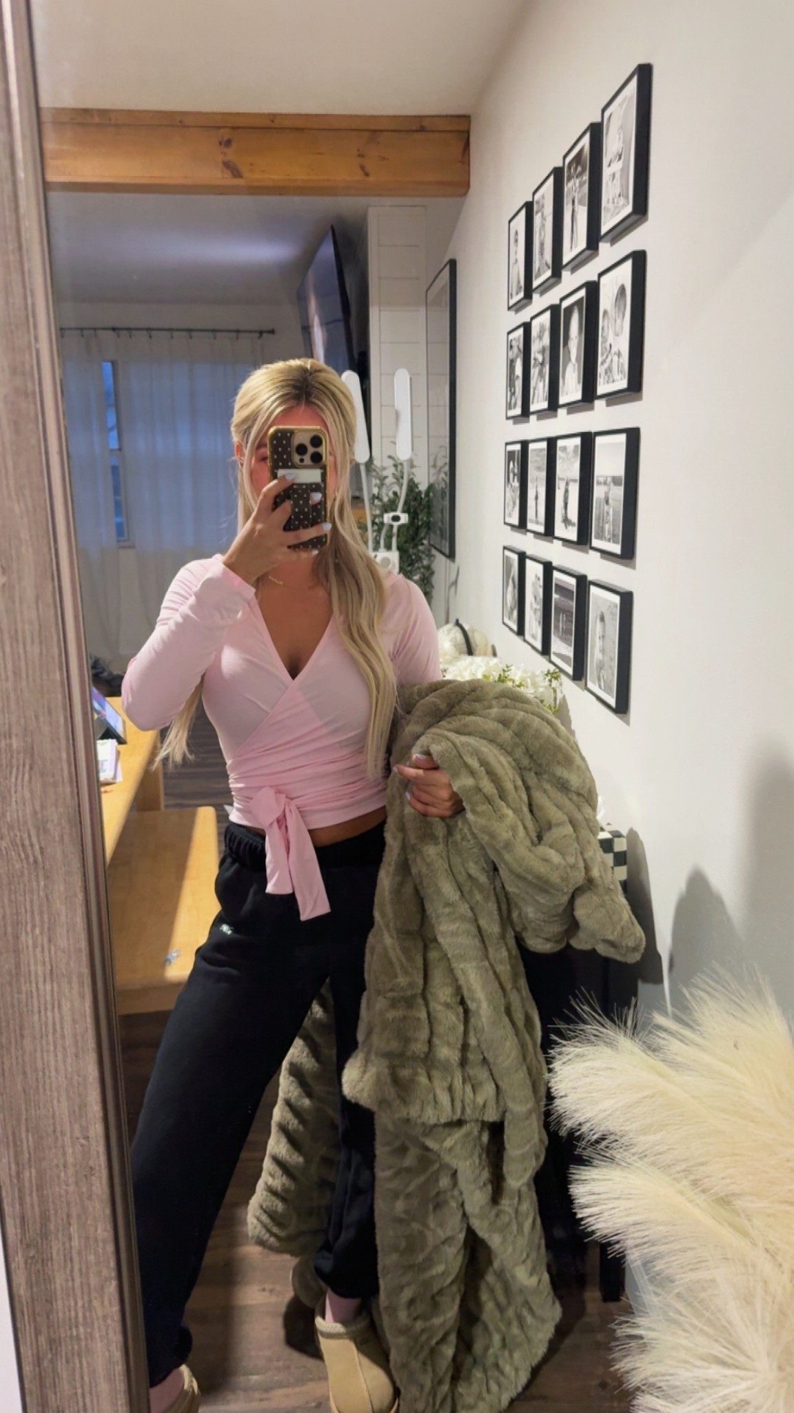 lounge ootd 🌸

#LTKU #LTKootd #LTKPetite