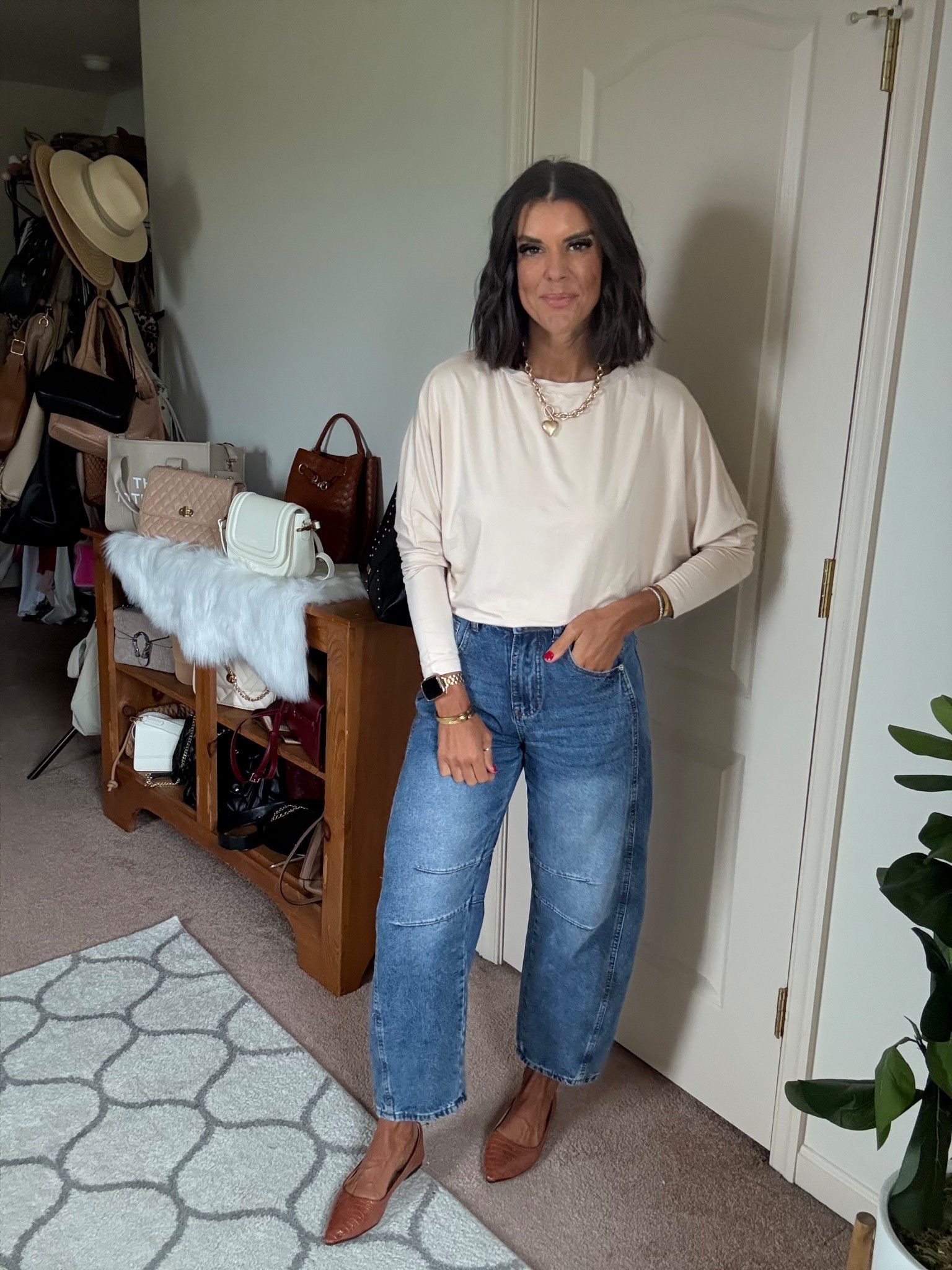 Size small in top and size 2 or n jeans 

#LTKFindsUnder100 #LTKSeasonal