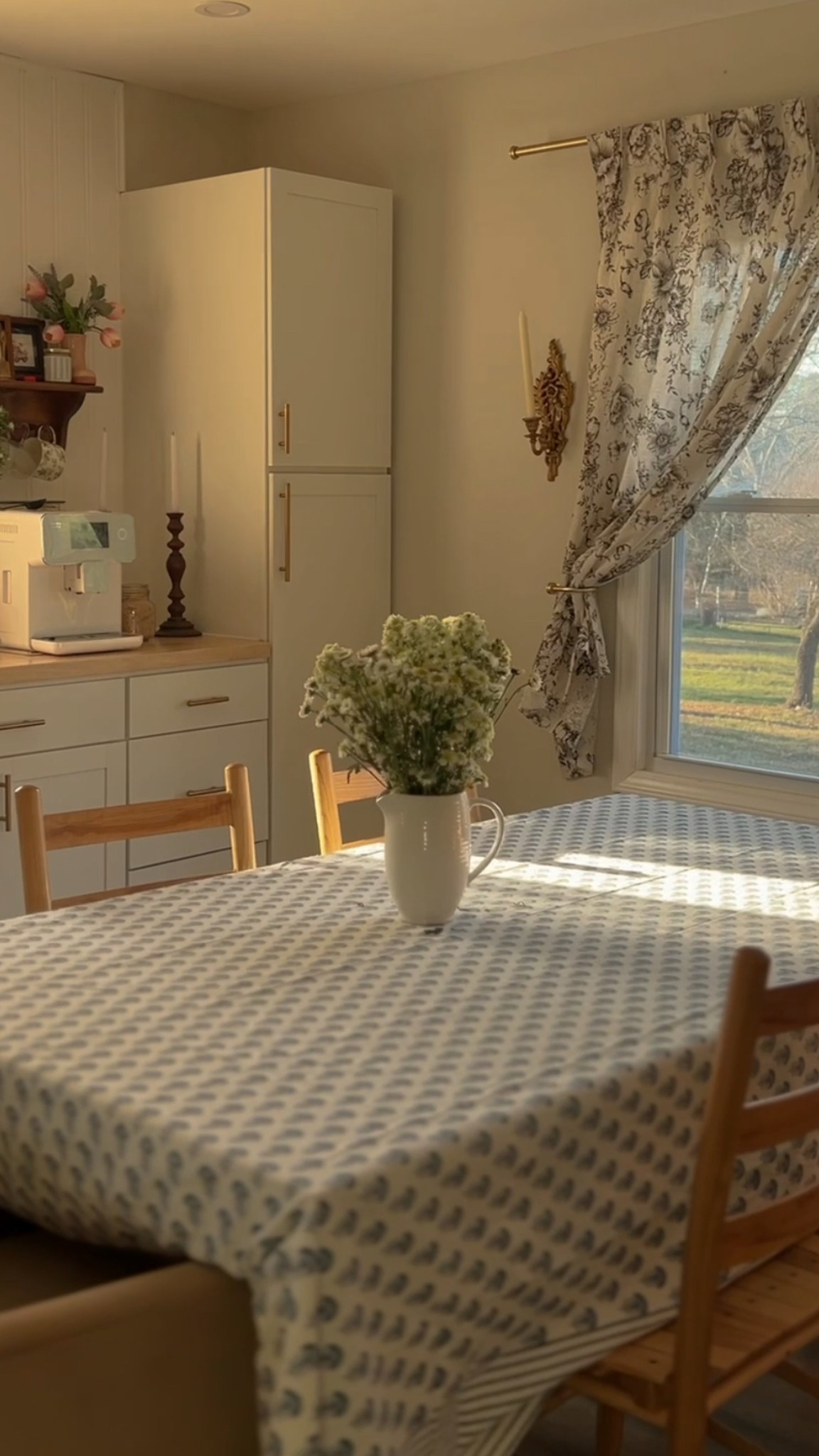 My favorite tablecloth 👏🏼🤌🏼🌿🌞

#LTKHome #LTKSpringSale #LTKSeasonal