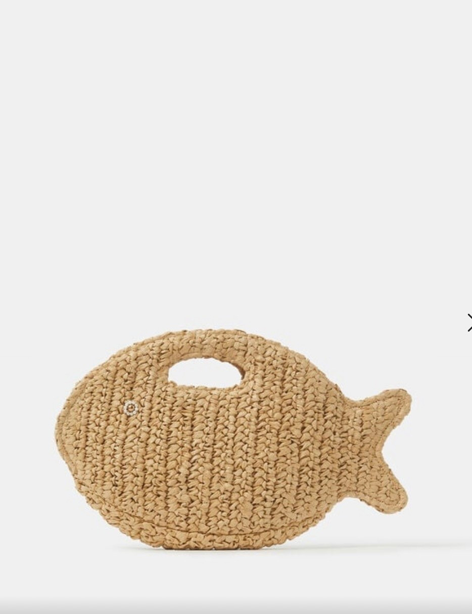 Raffia clutch bag 🐟 

#LTKspring #LTKuk #LTKeurope
