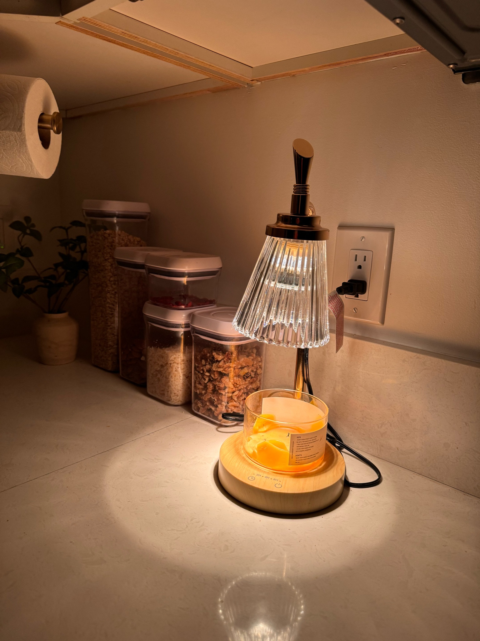 this adds so much ambiance to our kitchen 