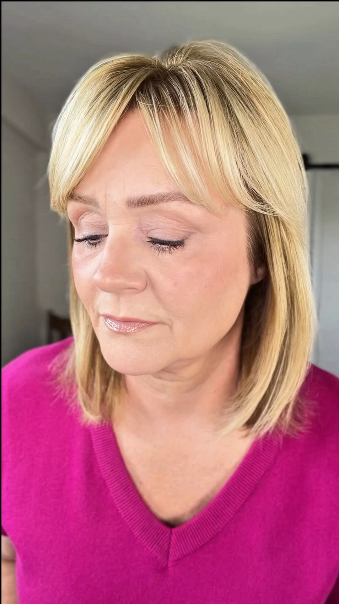Softly Defined Hooded eyes over 50. 
Concealer in shade 90
Eyeshadow single in Petite
Bronzer on Capri Cabana
Eyeshadow stick in Celestial Taupe
Tight lining in dark brown

#LTKBeauty #LTKOver40