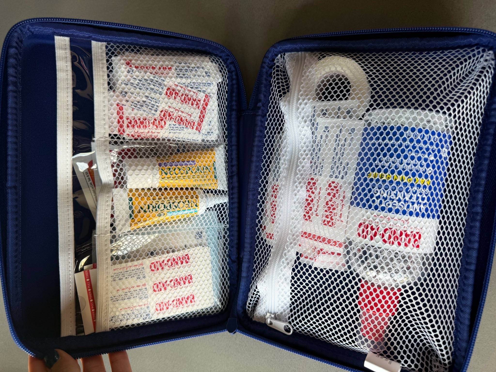 #ad I was so excited to partner with @target and the @bandaidbrand to share their "Make Your Own First Aid Kit" - as a sports mom of 4, I always have a first aid kit handy! Right now if you purchase three qualifying products, you get this adorable bag free! I loved how this years was sports themed! Grab yours today!
#TargetPartner #Target #BANDAIDBrandPartner #firstaidkit