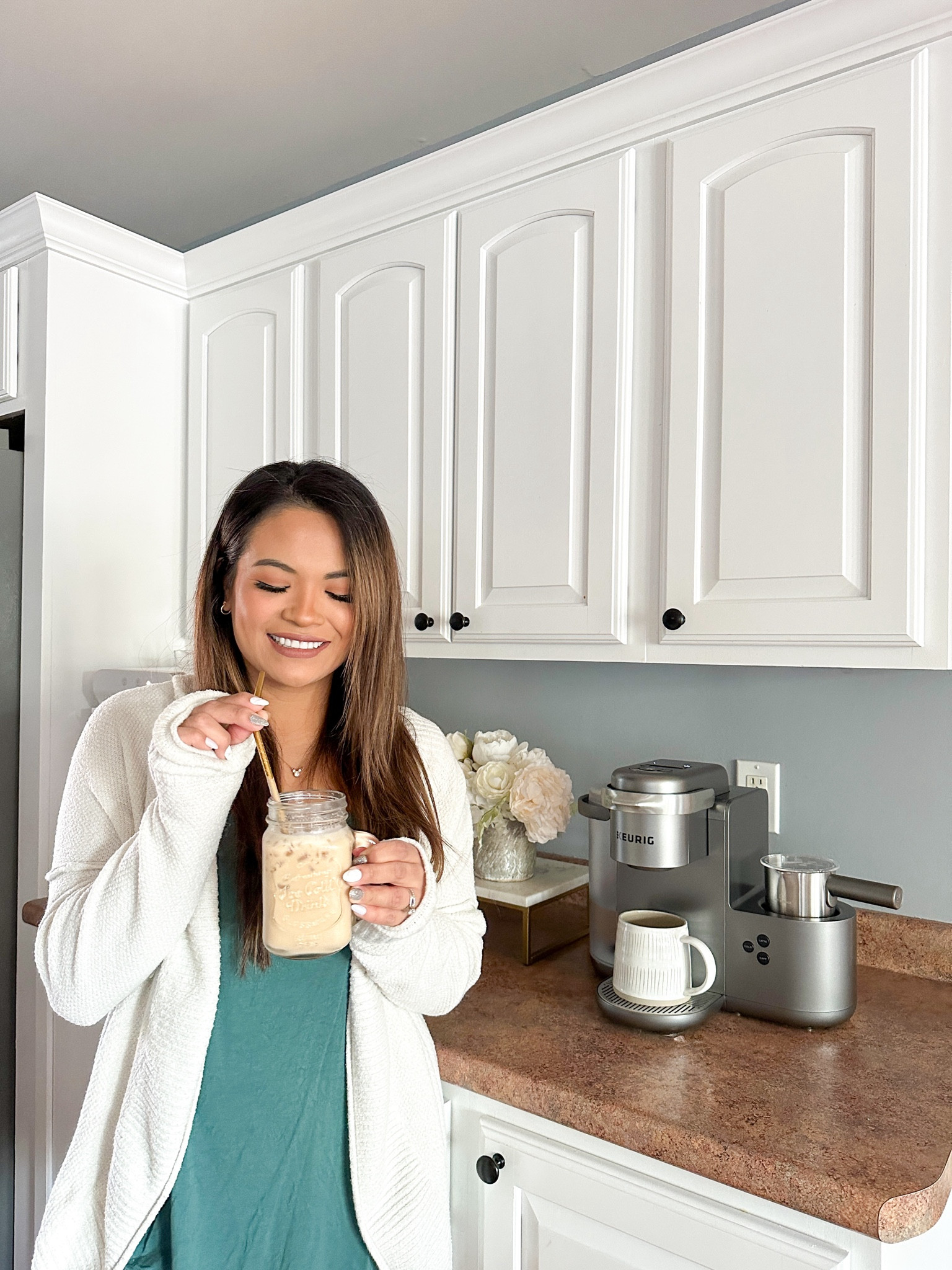 
#AD Give the gift that keeps on giving!  I upgraded my Keurig machine to the new @Keurig® K-Cafe Special Edition. You can make a hot or iced cup of coffee, latte and cappuccino. Find it at @Target, #Target, #TargetPartner, #TargetStyle #Keurig

#LTKSeasonal #LTKGiftGuide #LTKHoliday