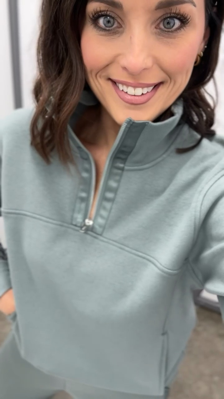 SO good y’all!! This one checks all the boxes: soft, warm, and cute 🥰 

Commission Links - Walmart partner

Casual style, Athleisure, casual wear, travel look, Walmart finds, VintagePickin



#LTKStyleTip #LTKTravel #LTKFindsUnder50