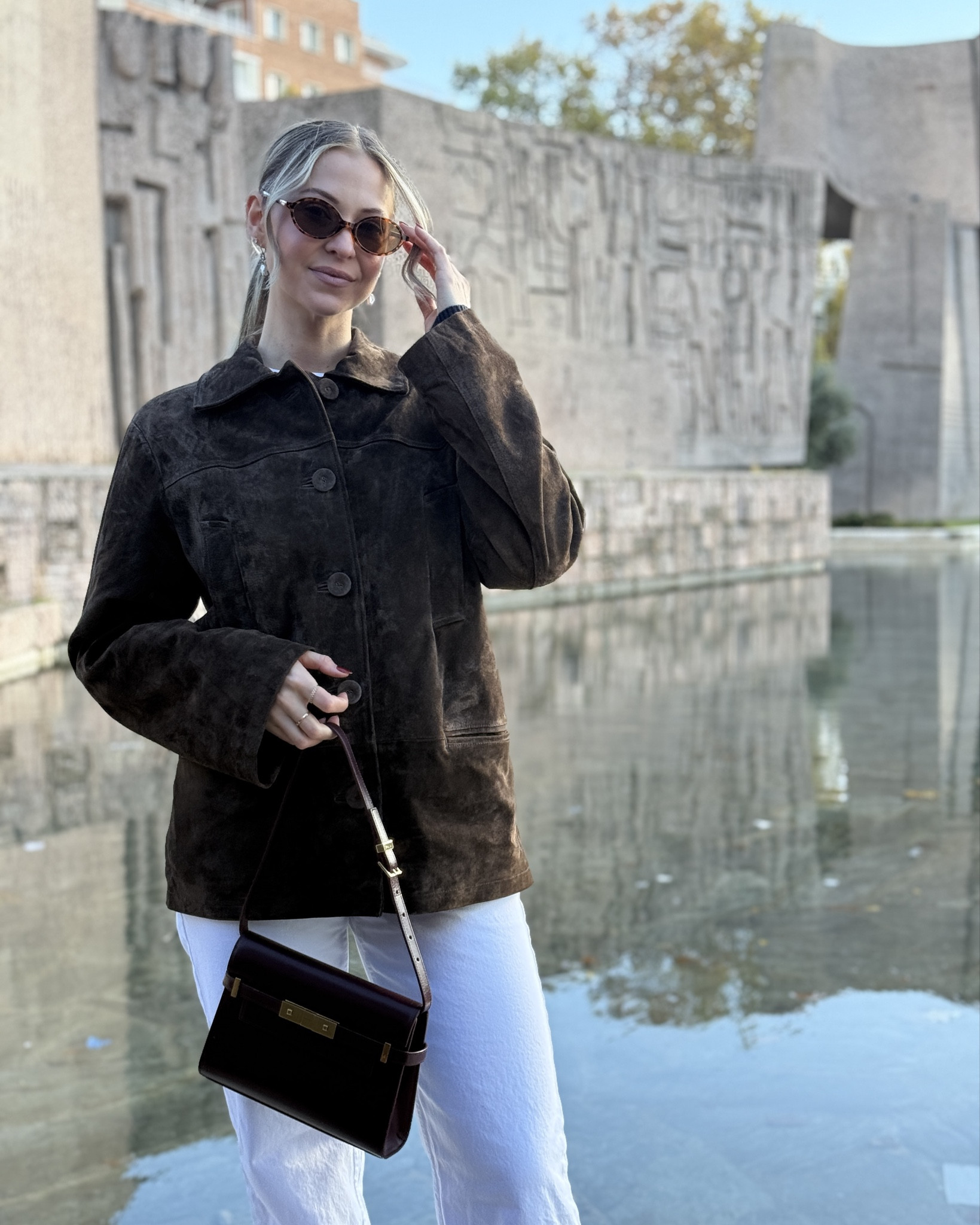 100% genuine suede!! Such a good investment piece 🤎

#LTKootd #LTKWorkwear #LTKGiftGuide