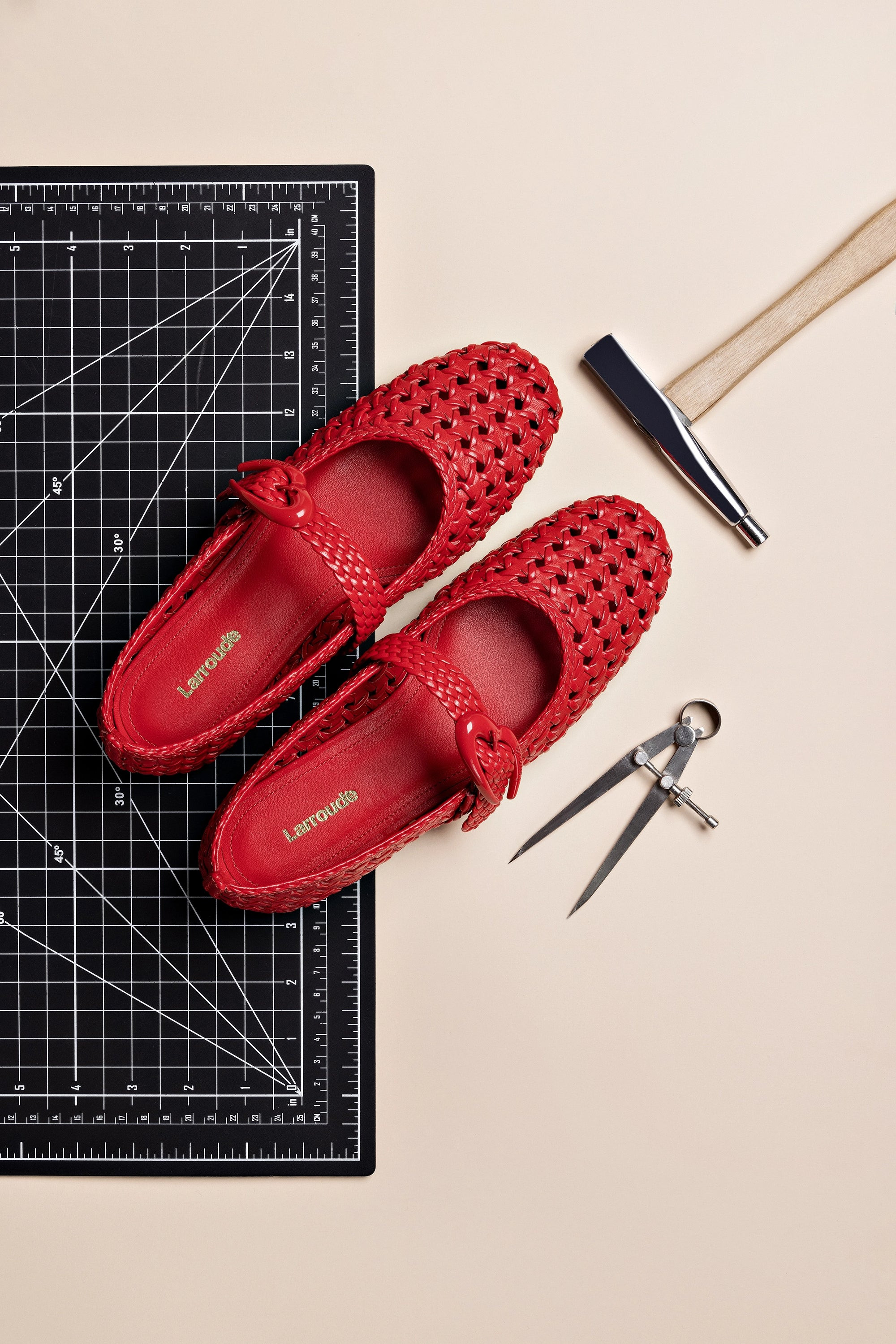 Verona New Macrame In Scarlet Leather | Larroude