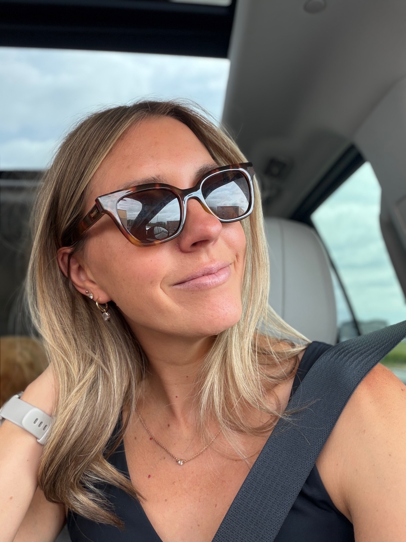 Obsessed with these sunnies!

#LTKSeasonal #LTKootd #LTKBeauty