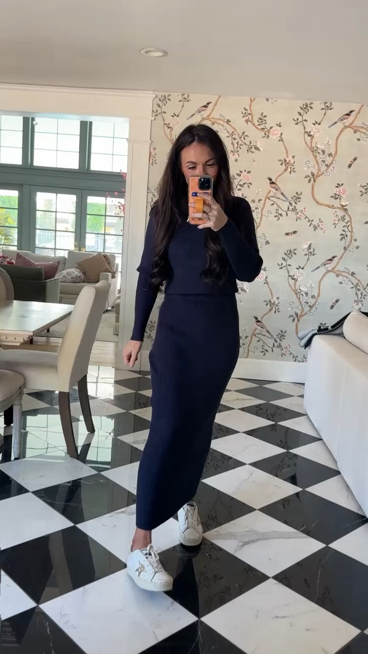 Travel outfit but make it cute! #amazonfashion #set 

5’3”
Wearing size small


#LTKstyletip #LTKworkwear #LTKtravel