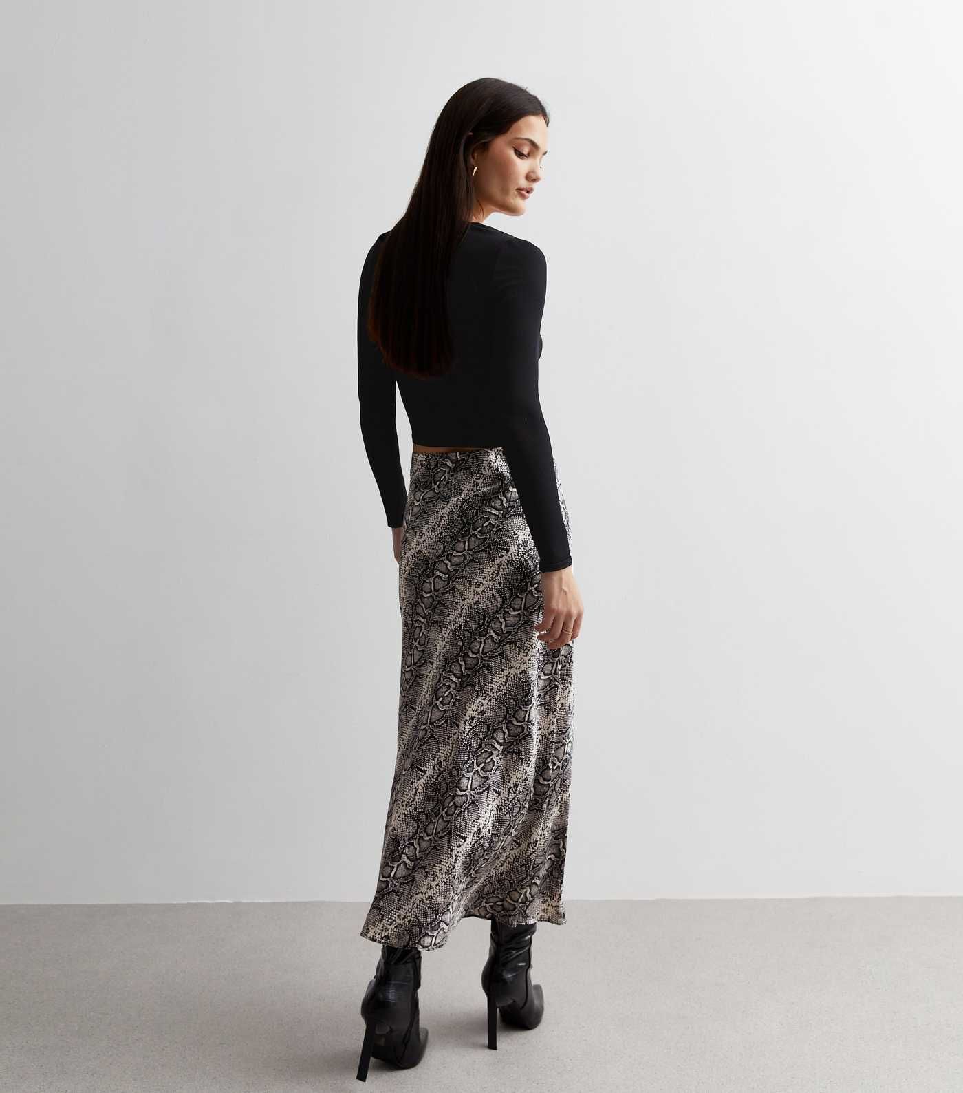 Light Grey Snake Print Satin Bias Cut Midaxi Skirt
						
						Add to Saved Items
						Remove f... | New Look (UK)
