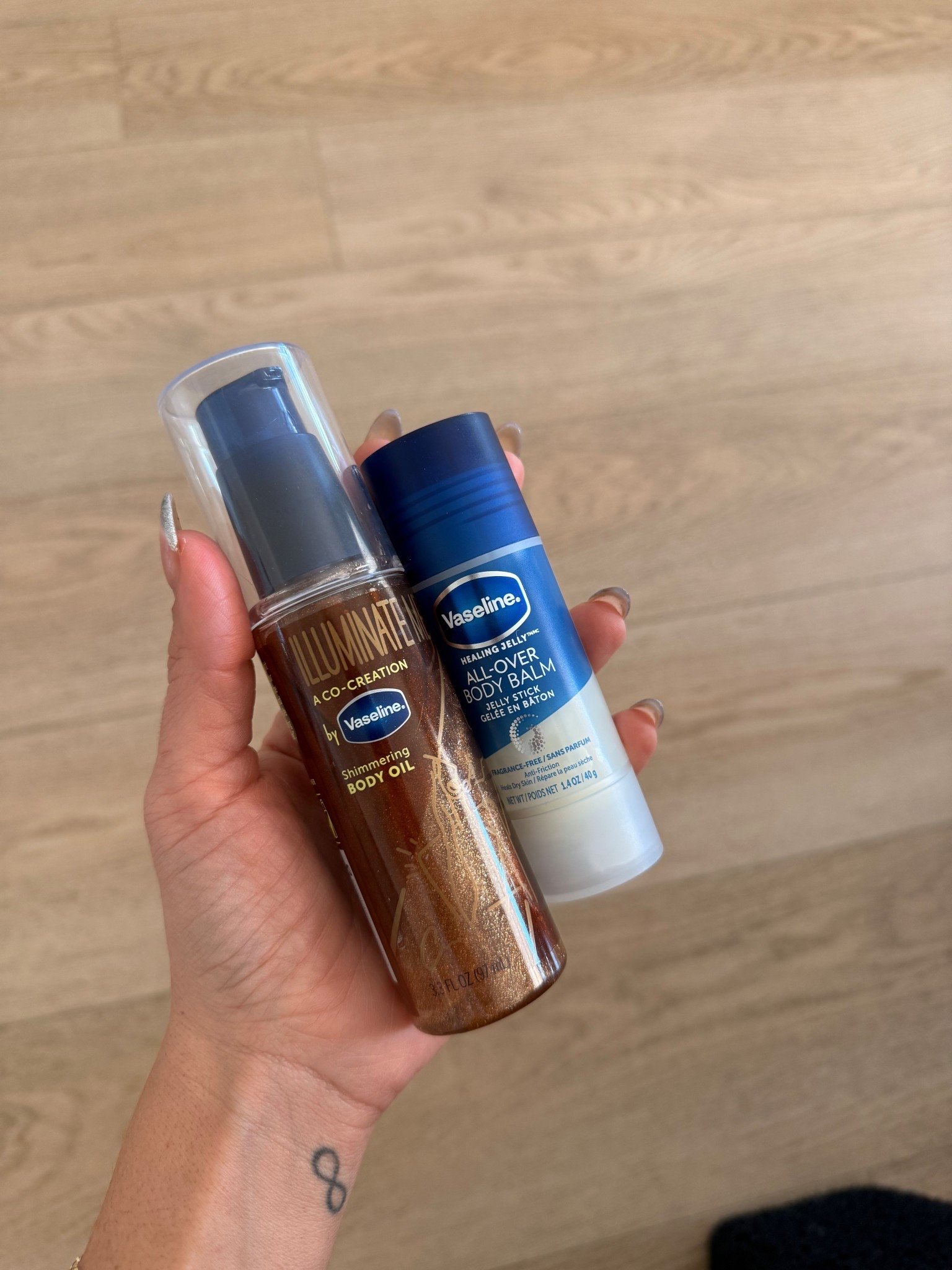 Did a quick Ulta run today and picked up these Vaseline products! I’ve never tried this shimmer before but it seems like a great option that’s more affordable 

Skincare
Body oil 
Body shimmer 


#LTKselfcare #LTKBeauty #LTKValentine