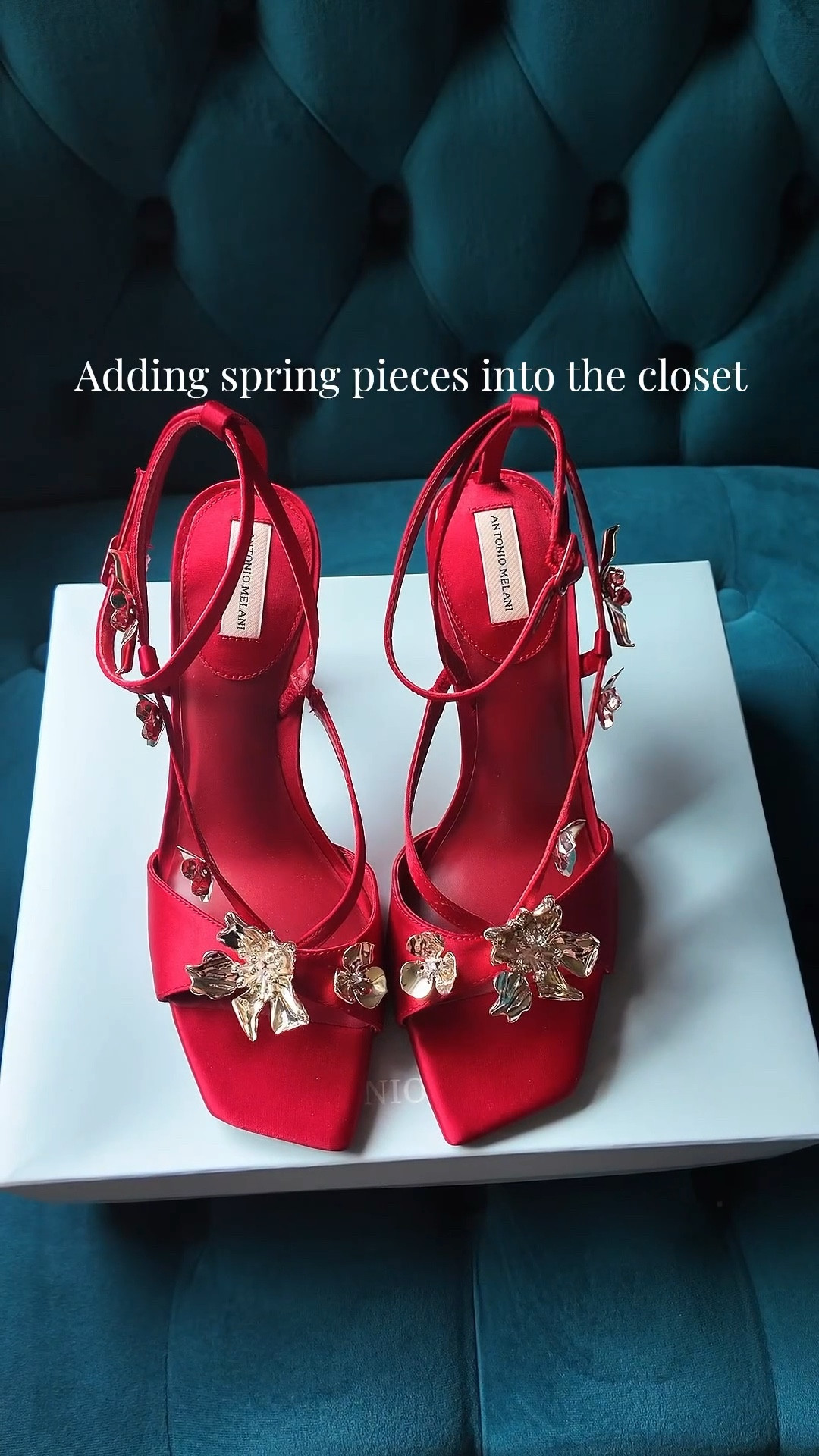 After a spring purge of my closet it’s time to add in some fun pieces that give me all the spring vibes. 

#Dillards #Springpieces