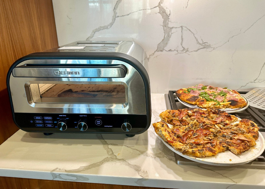 Bring pizza night home the easy (and delicious) way 🍕✨ with this Chefman pizza oven! Designed to heat up fast and cook crispy, restaurant-style pizzas right from your countertop, it makes homemade pizza nights fun and effortless 💖🏡. Perfect for family dinners, entertaining, or satisfying cravings whenever they hit 👀✨. Trust me, this is one kitchen upgrade everyone will get excited to use 💕

#pizzaoven #kitchenessentials #homeessentials #pizzanight #homecooking #kitchenmusthaves #homeupgrade #cookingtips #countertopappliance #familydinner #homeliving #dailyessentials #kitcheninspo #lifestyleupgrade #easycooking #homechef #kitchenstyle #homeinspo #ltkhome #ltkfinds #kitchenlife #cookingathome #musthave #foodiefinds 

 