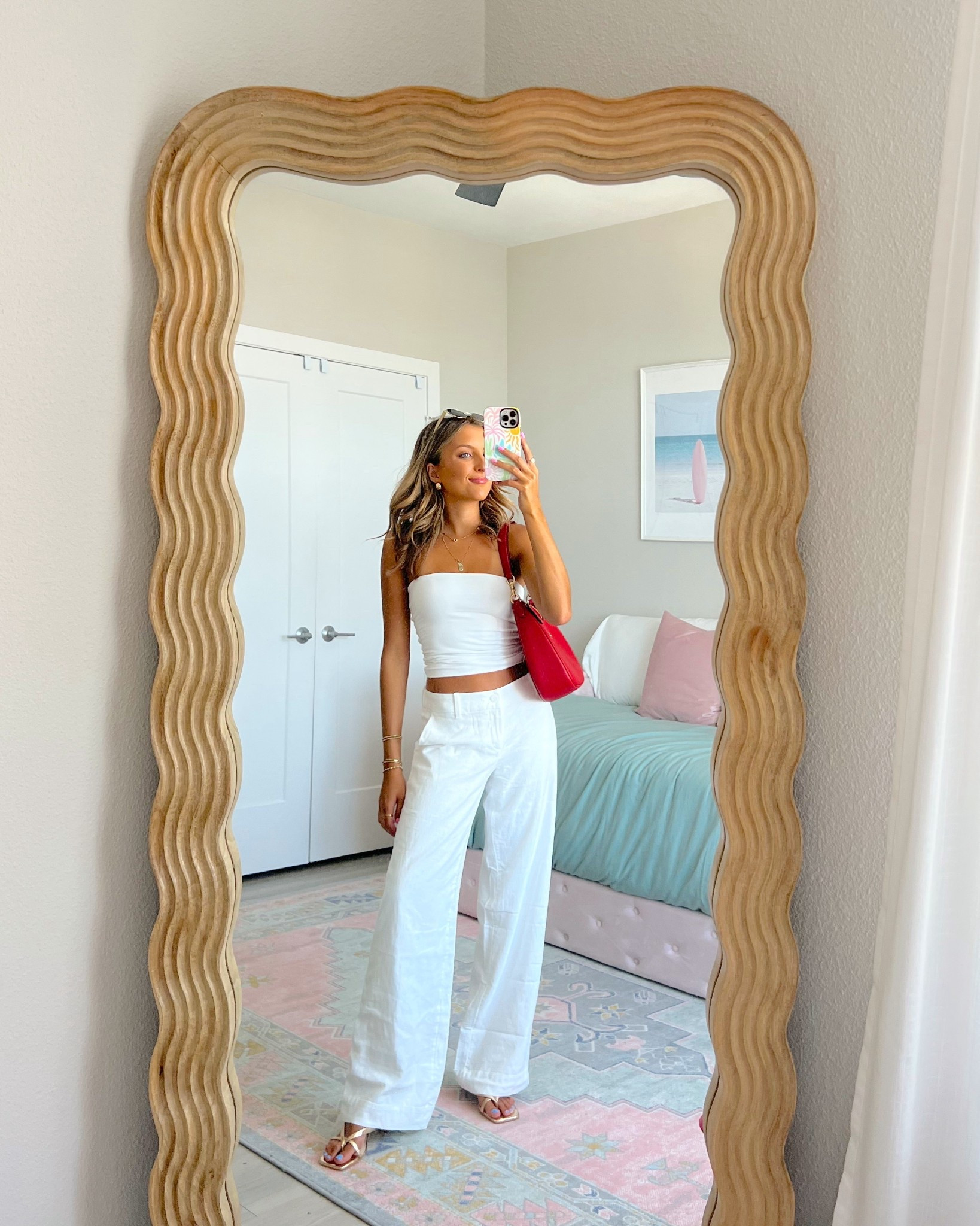 summer sale from Hollister! love these easy summer outfit ideas. wearing a size XS 💛