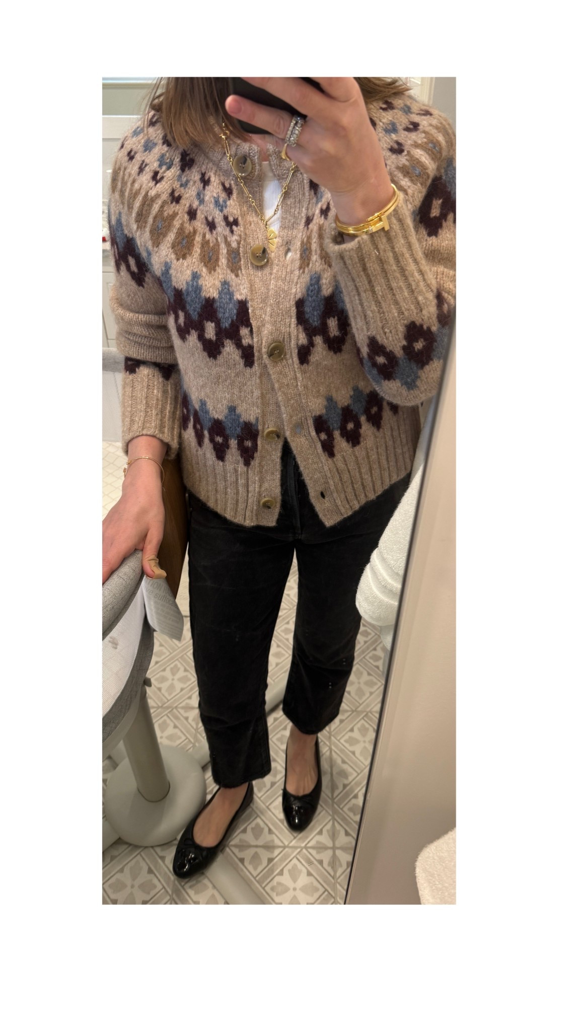 Sweater: runs small. I sized up to medium 
shirt: true to size. I’m in a small 
Jeans: I am wearing my larger jean size 26 

#LTKmomlife #LTKPetite #LTKootd